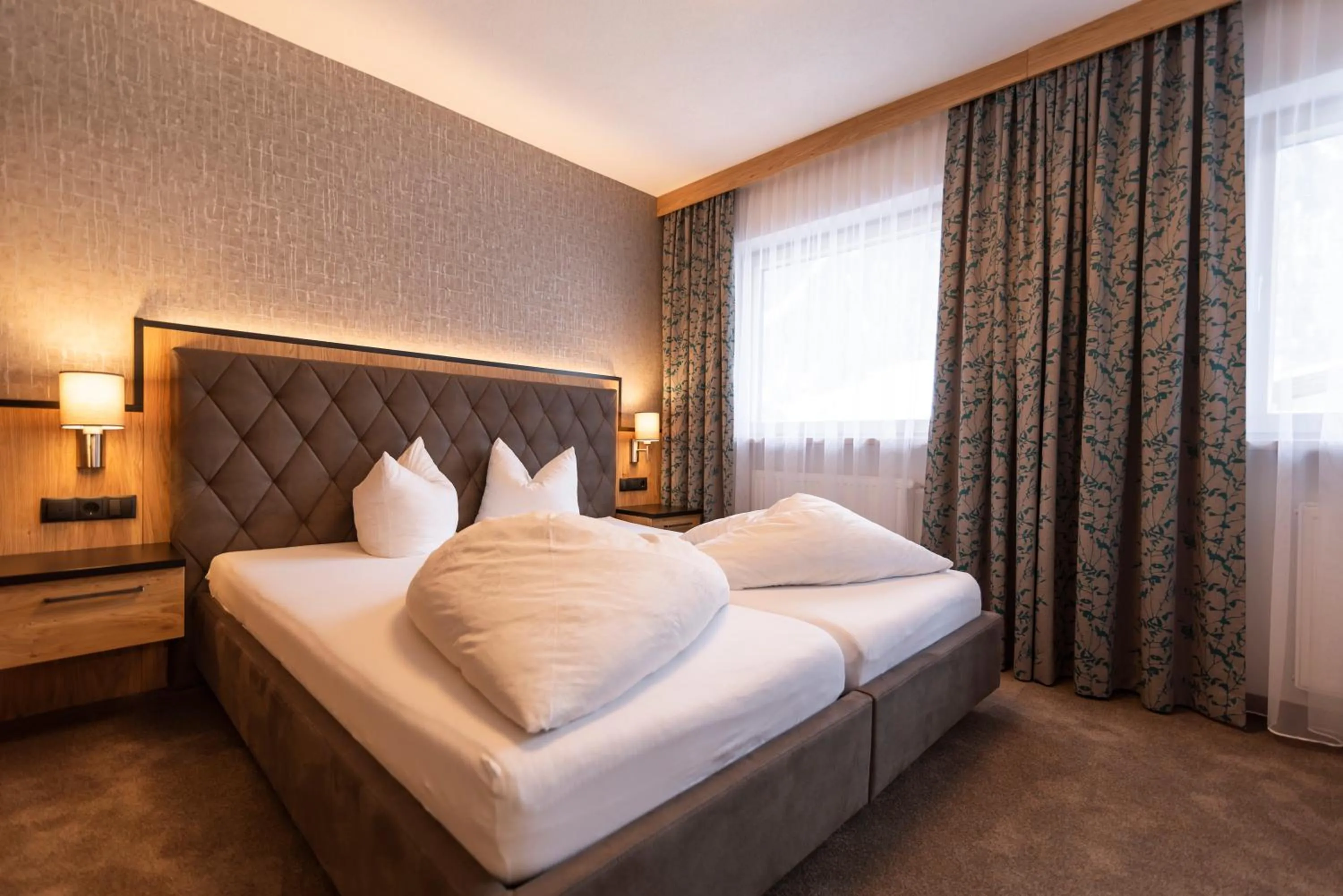 Bedroom, Bed in Hotel Garni Försterheim