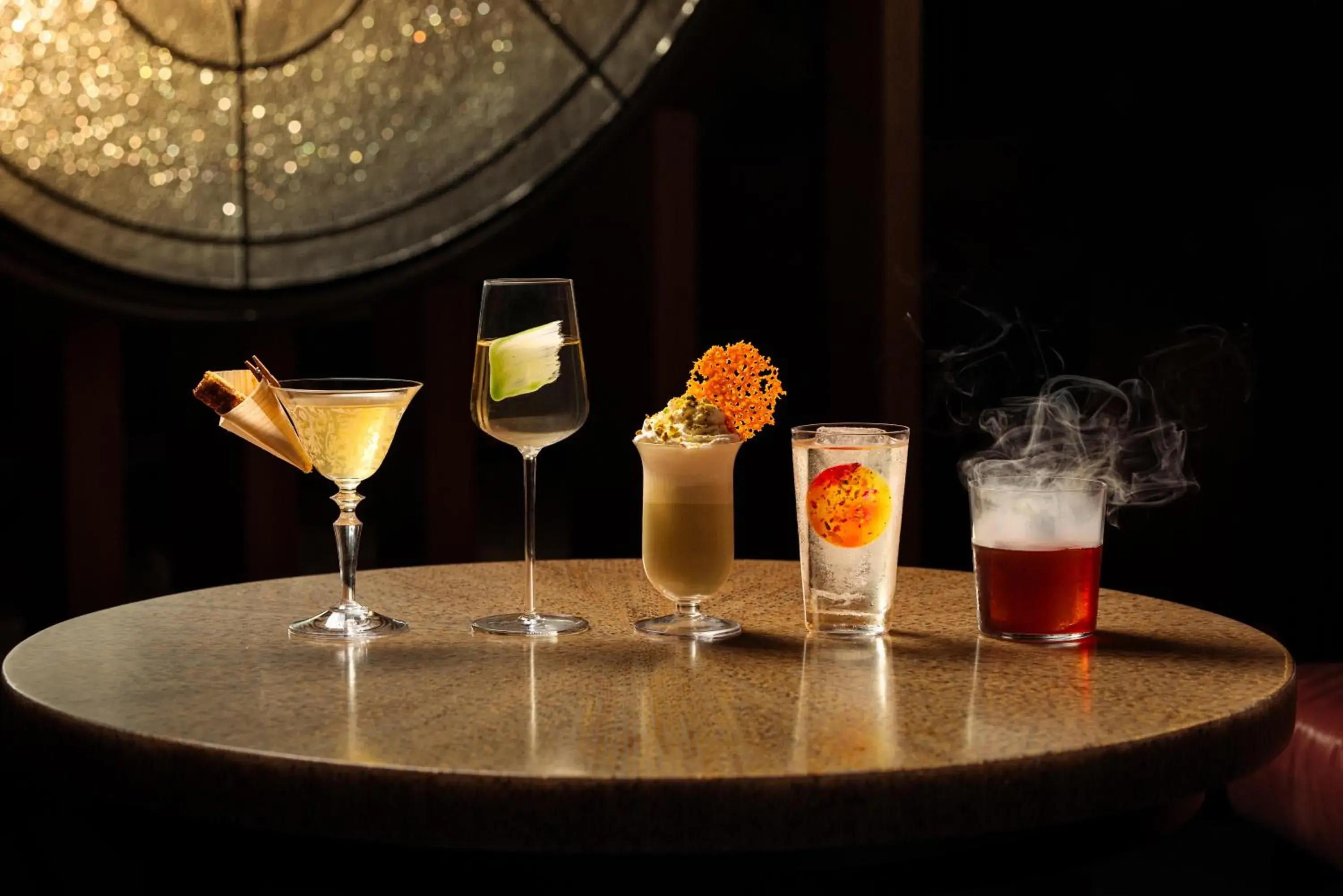 Lounge or bar in Mandarin Oriental, Singapore Lounge or bar in Mandarin Oriental, Singapore