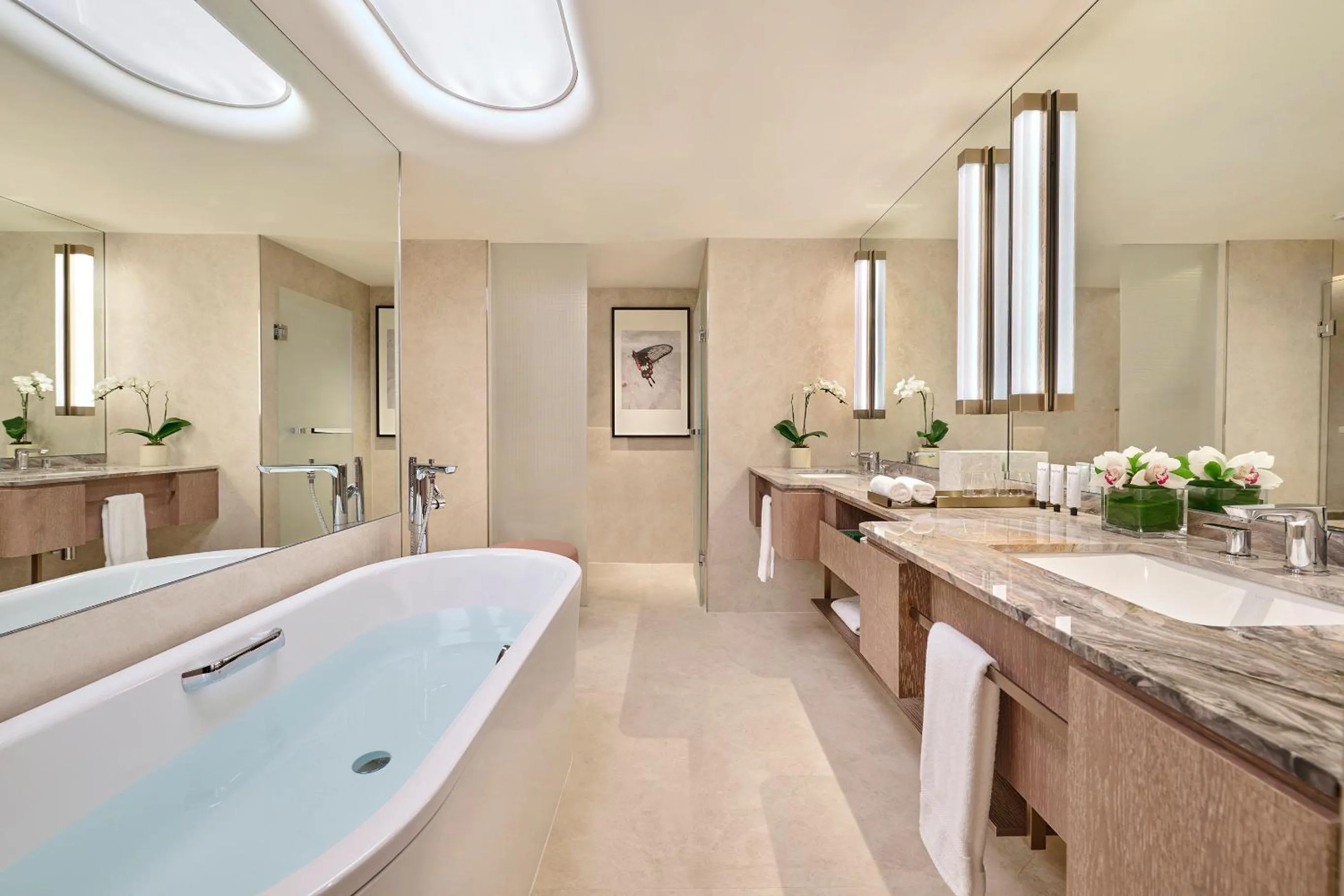 Bathroom in Mandarin Oriental, Singapore