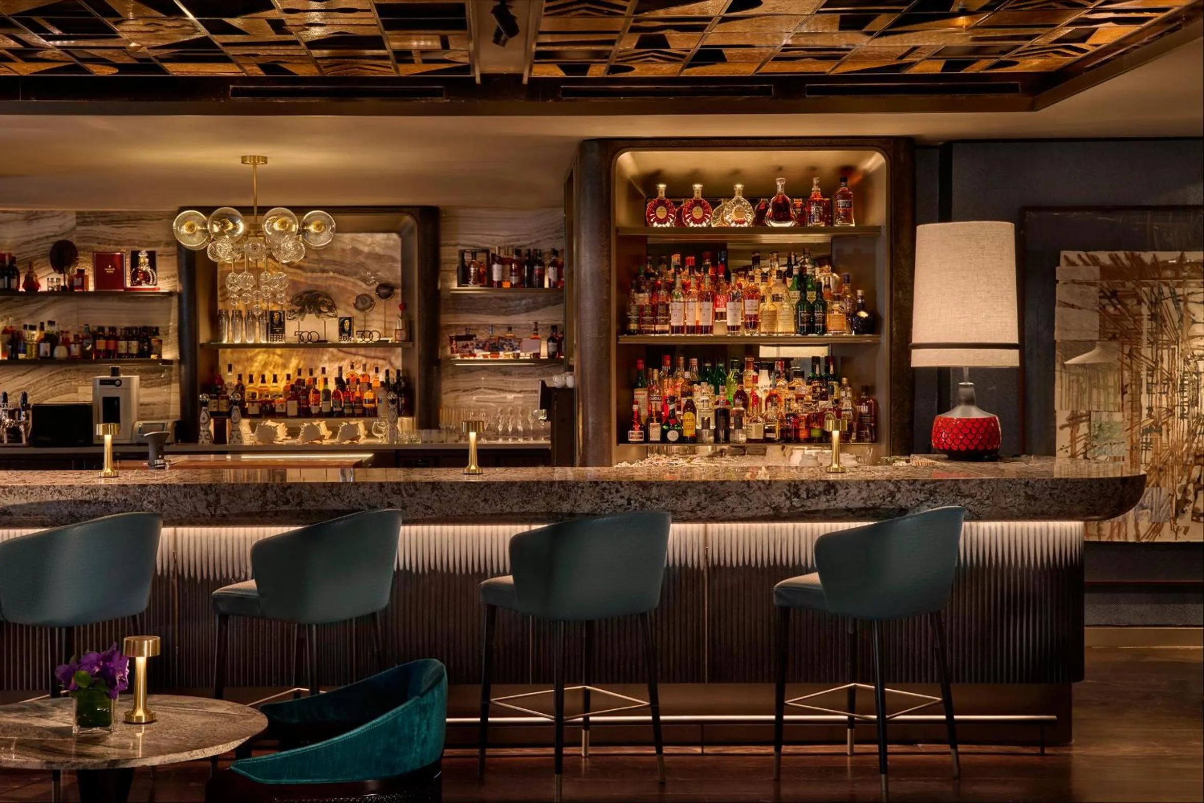 Lounge or bar in Mandarin Oriental, Singapore