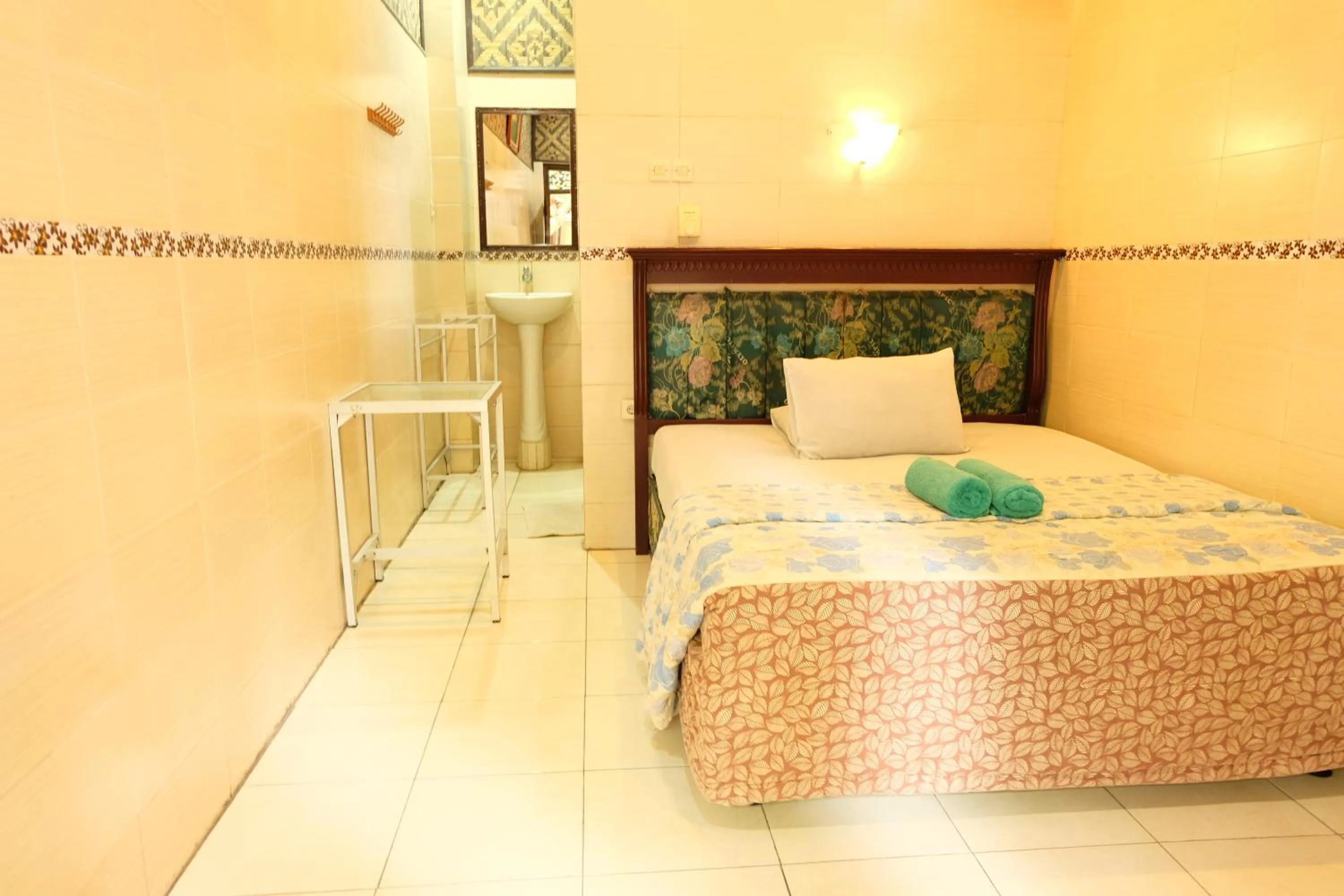 Bedroom, Bed in Kerti Beach Bungalow and Restaurant