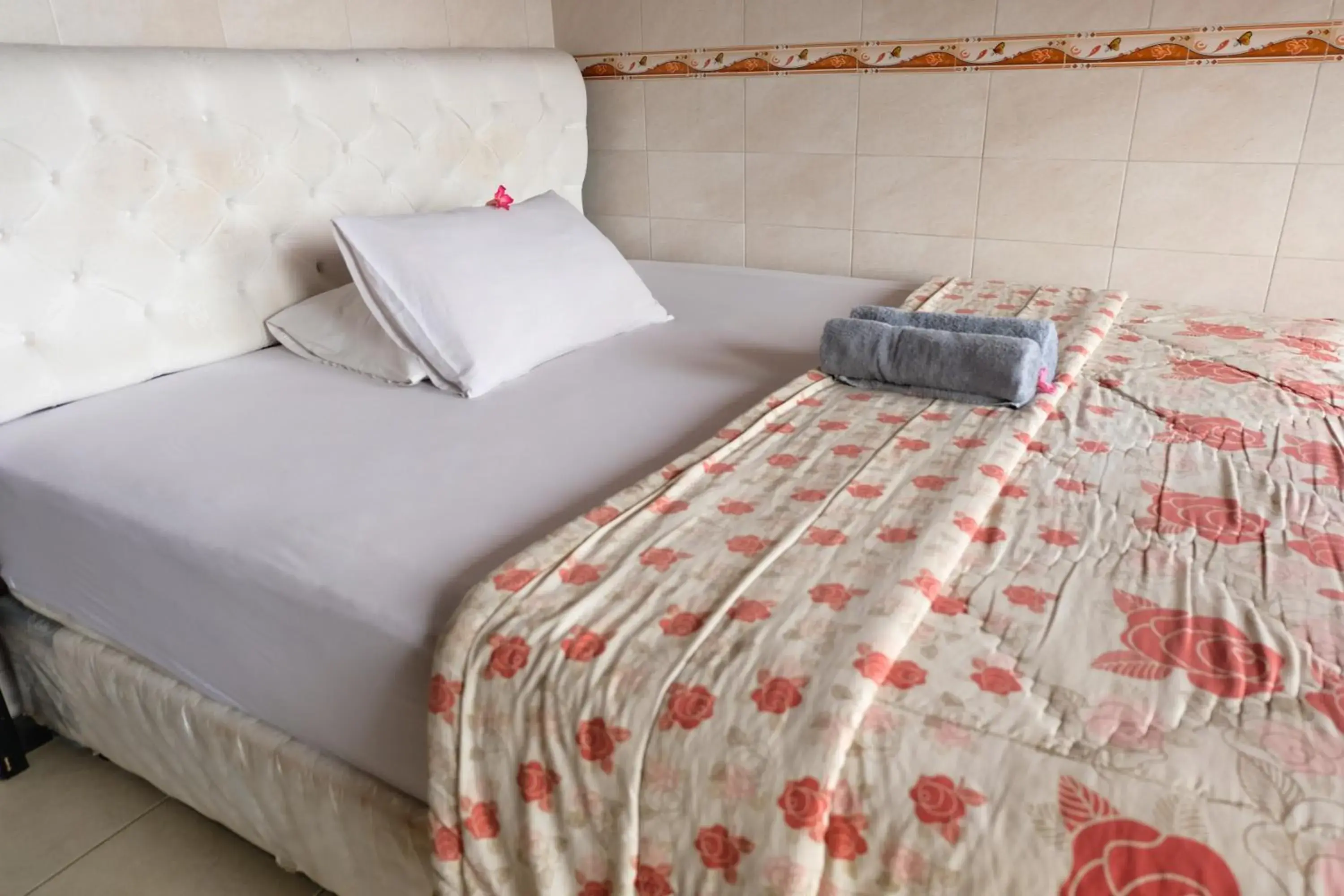Deluxe Double Room in Kerti Beach Bungalow and Restaurant Deluxe Double Room in Kerti Beach Bungalow and Restaurant
