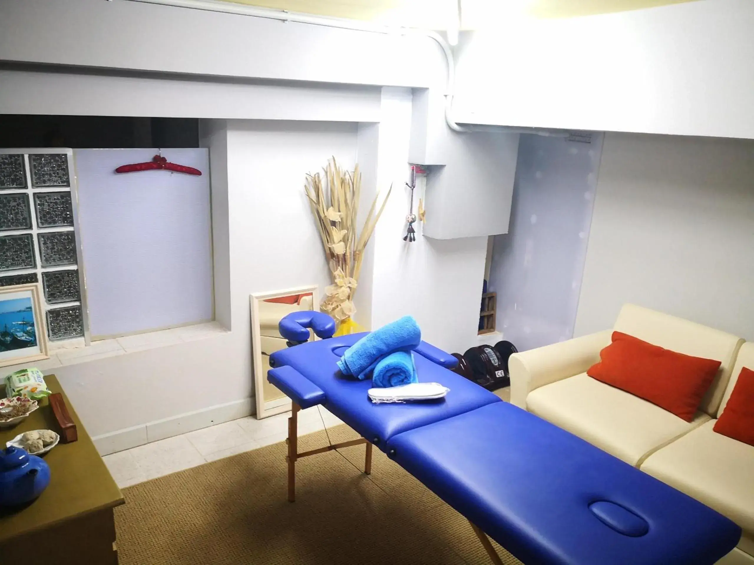 Massage, Bed in Thalia deco City & Beach Hotel Massage, Bed in Thalia deco City & Beach Hotel