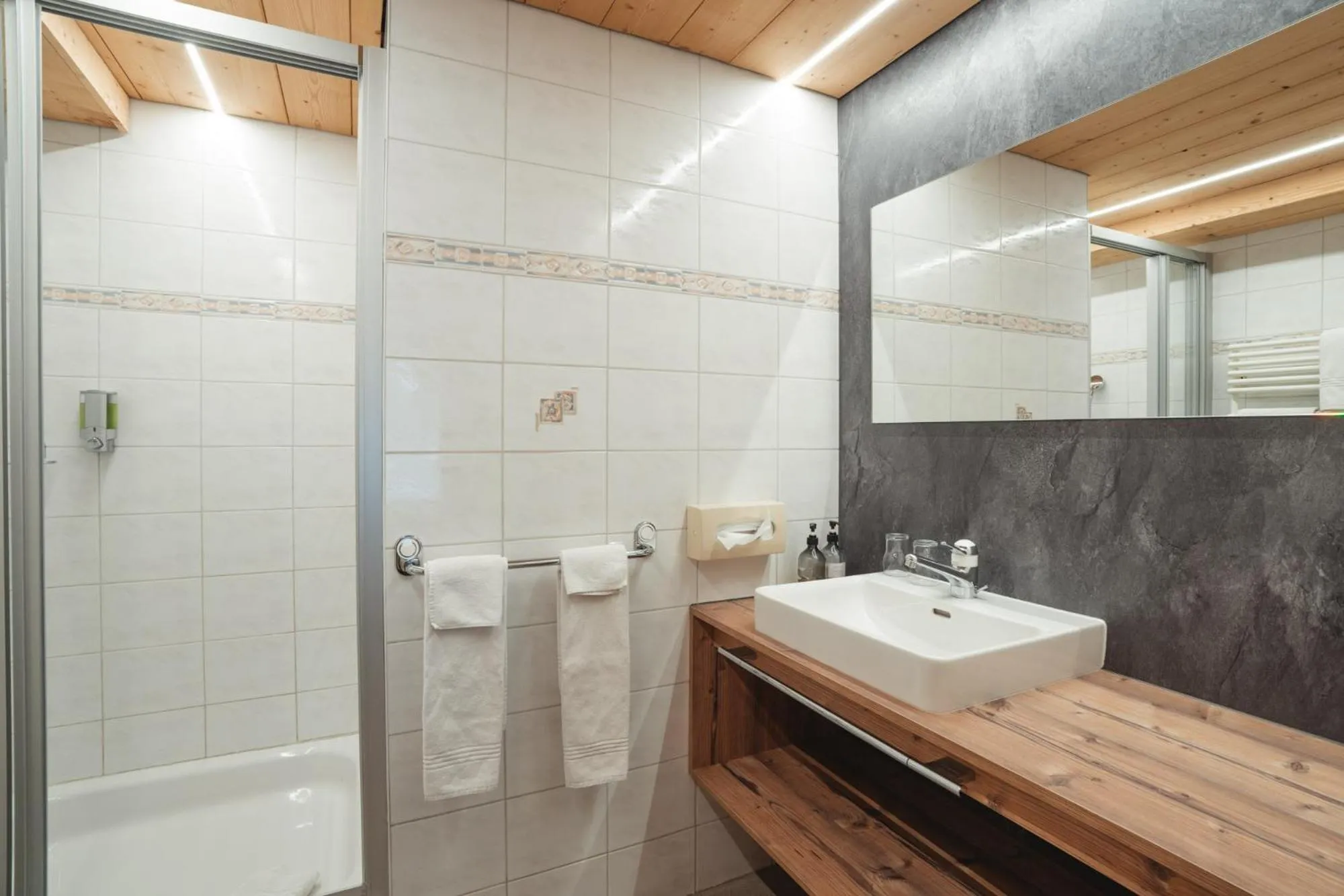 Bathroom in Hotel Matterhornblick