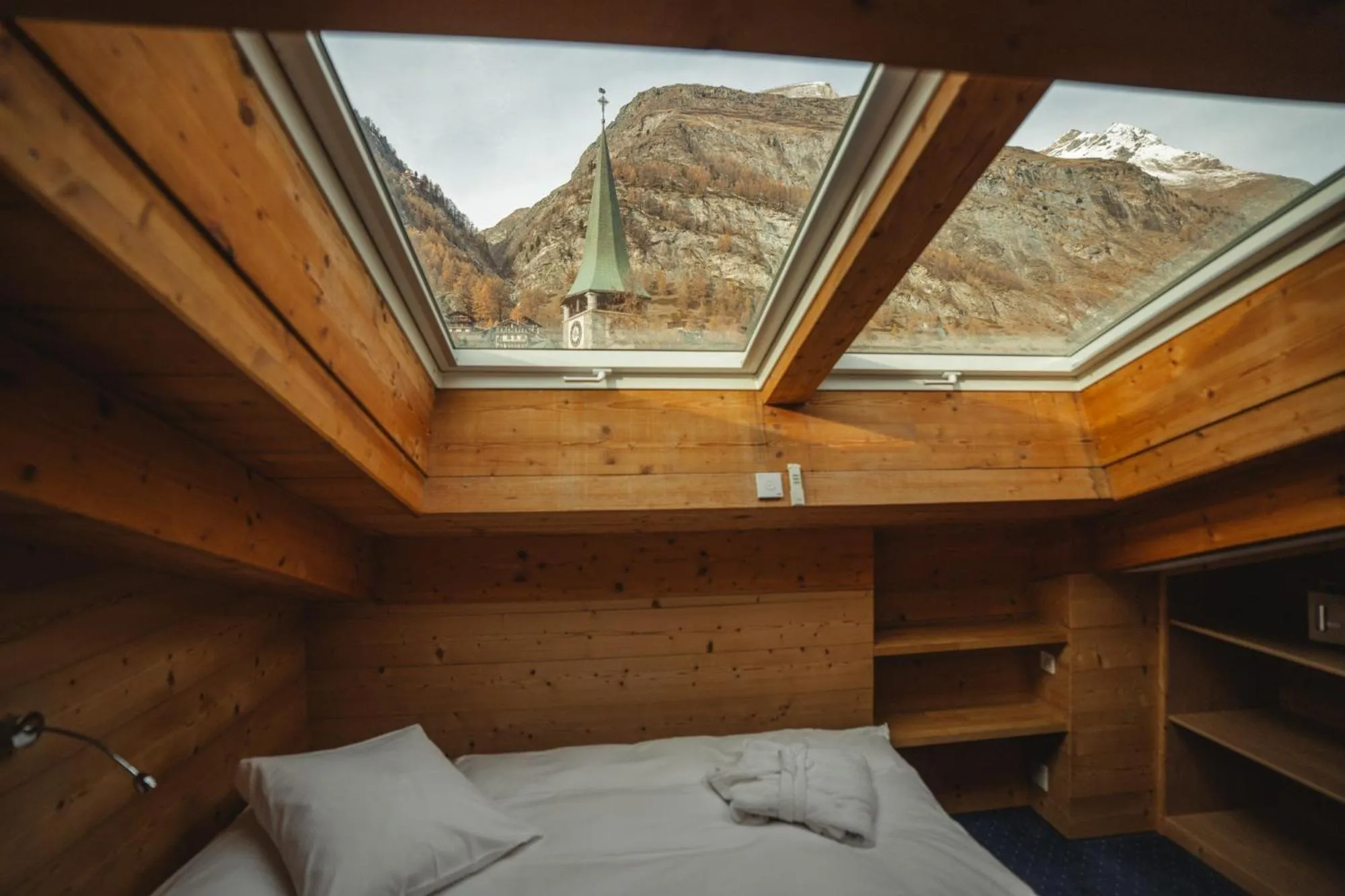 View (from property/room), Bed in Hotel Matterhornblick