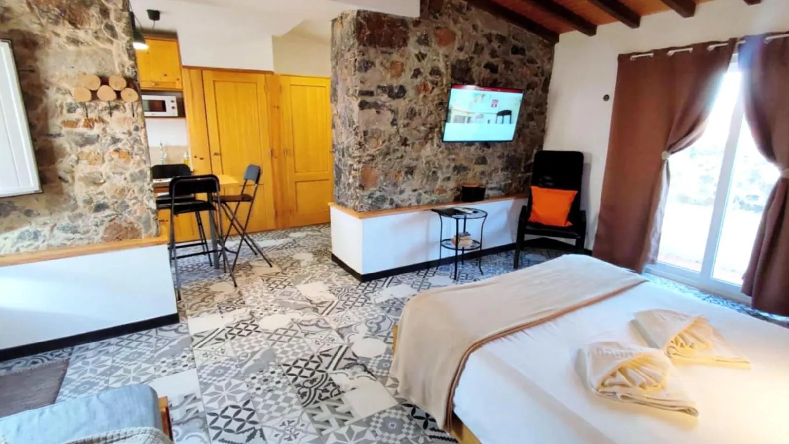 Bedroom, Bed in Villas de Cintra