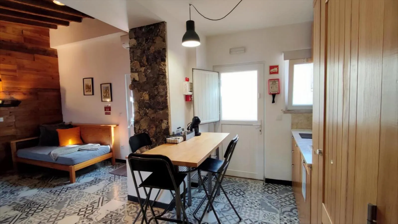 Kitchen or kitchenette in Villas de Cintra