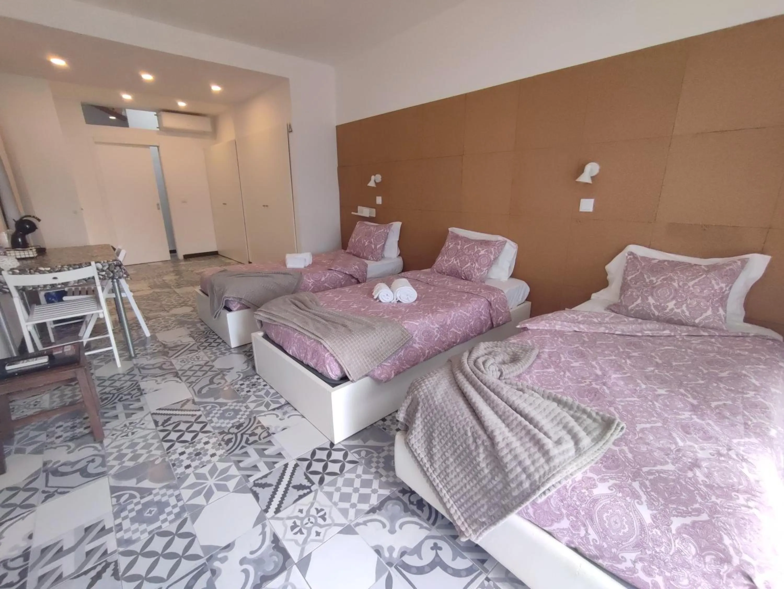 Bedroom, Bed in Villas de Cintra