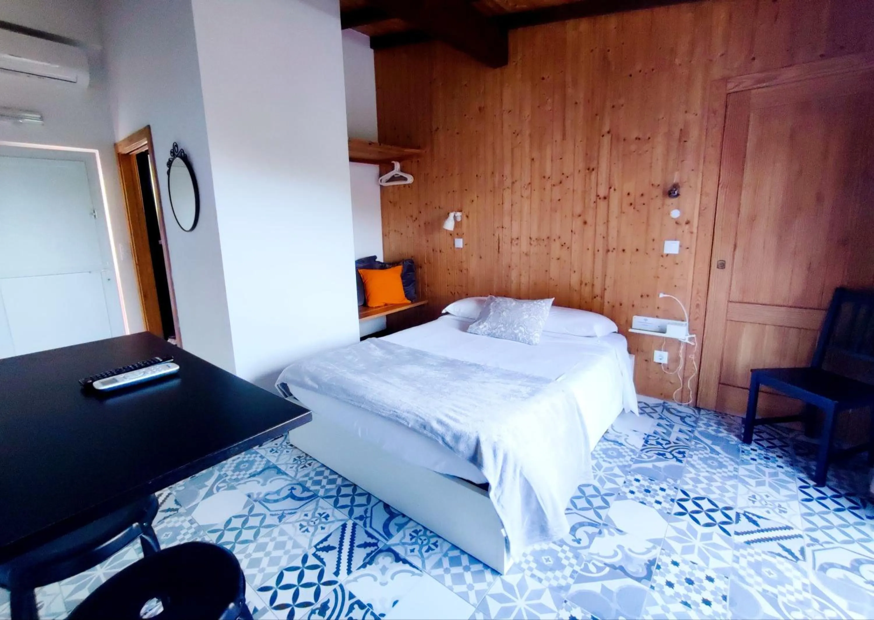 Bedroom, Bed in Villas de Cintra