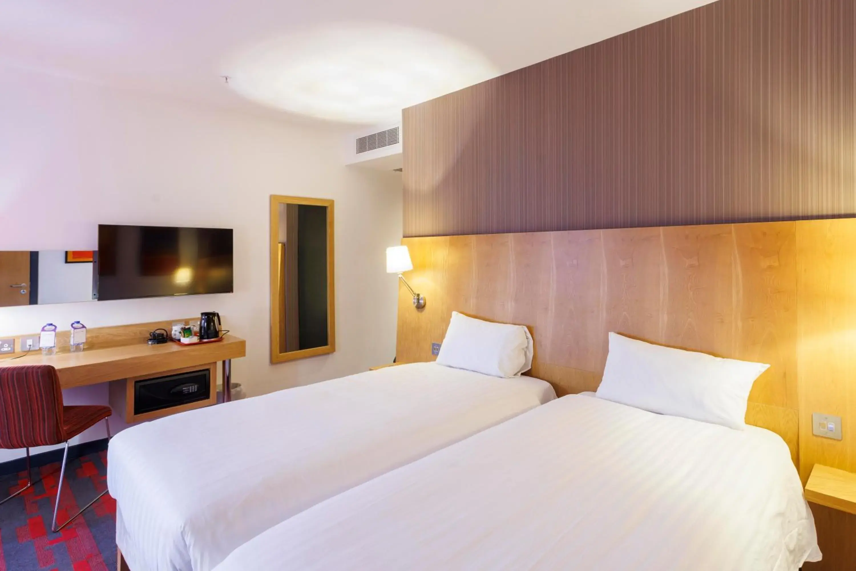 Bed in Park Inn by Radisson Aberdeen Bed in Park Inn by Radisson Aberdeen