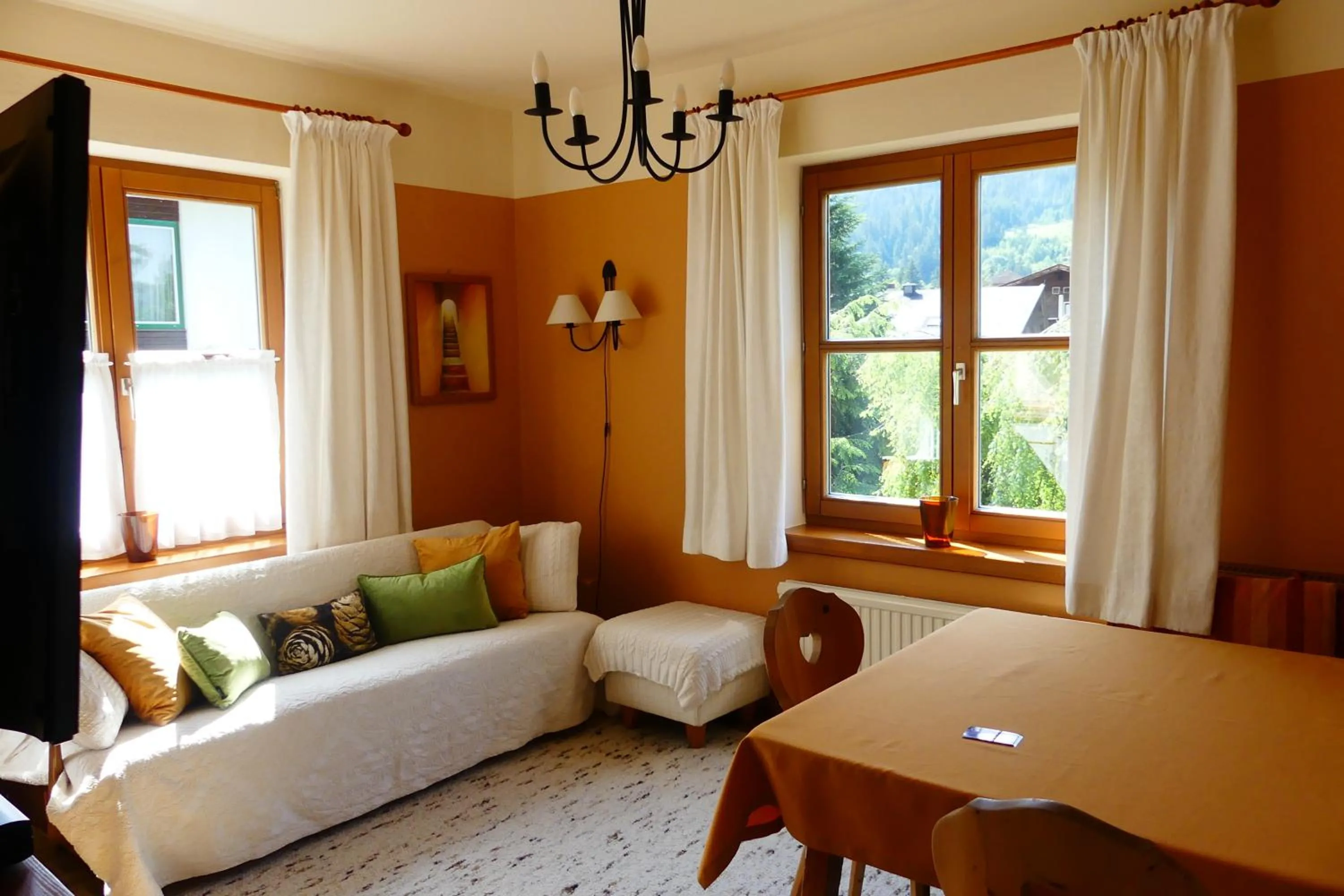 Living room in Ferienwohnungen Familie Wetzlinger