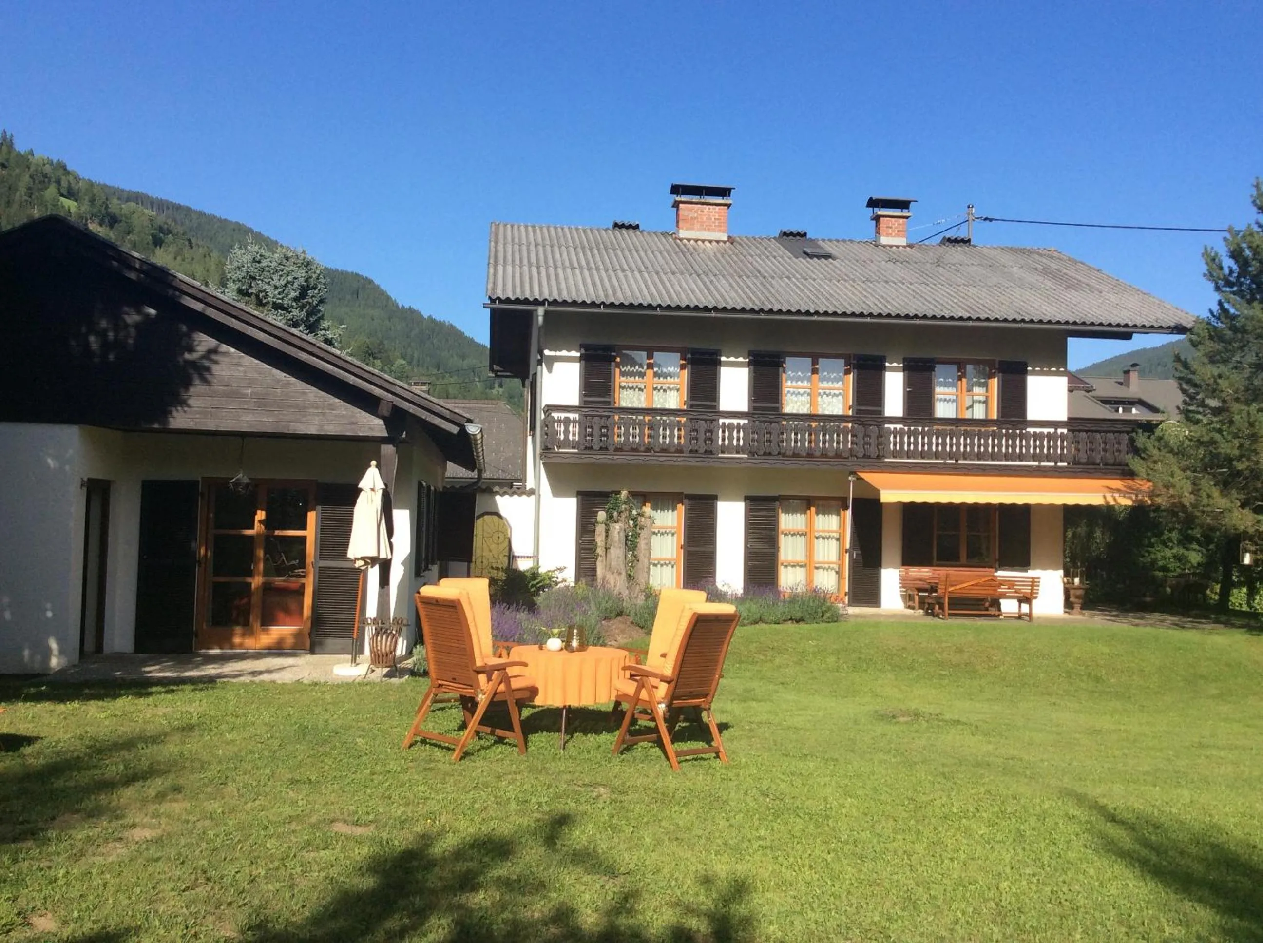 Property building in Ferienwohnungen Familie Wetzlinger