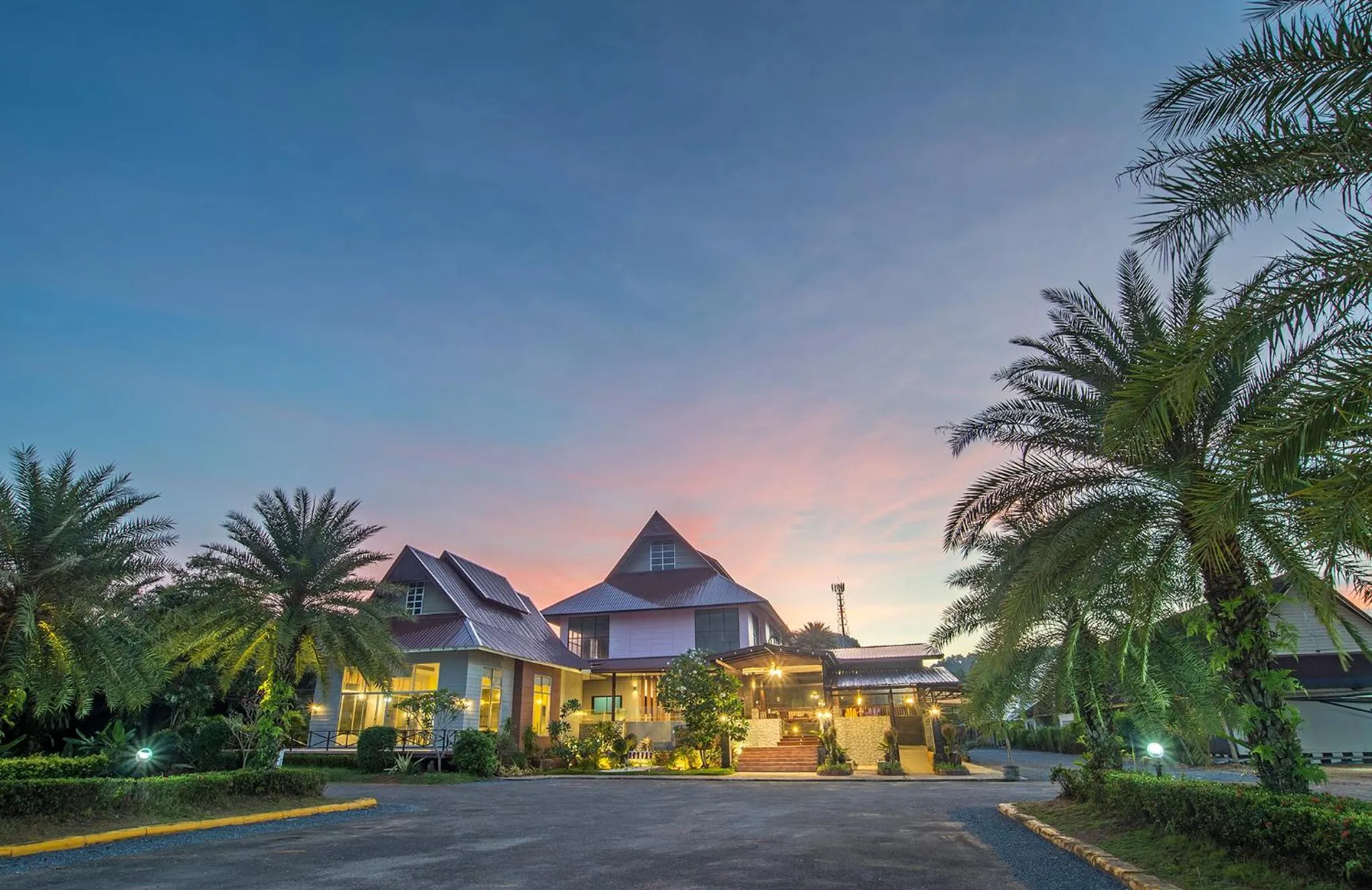 Krabi Home Town Boutique