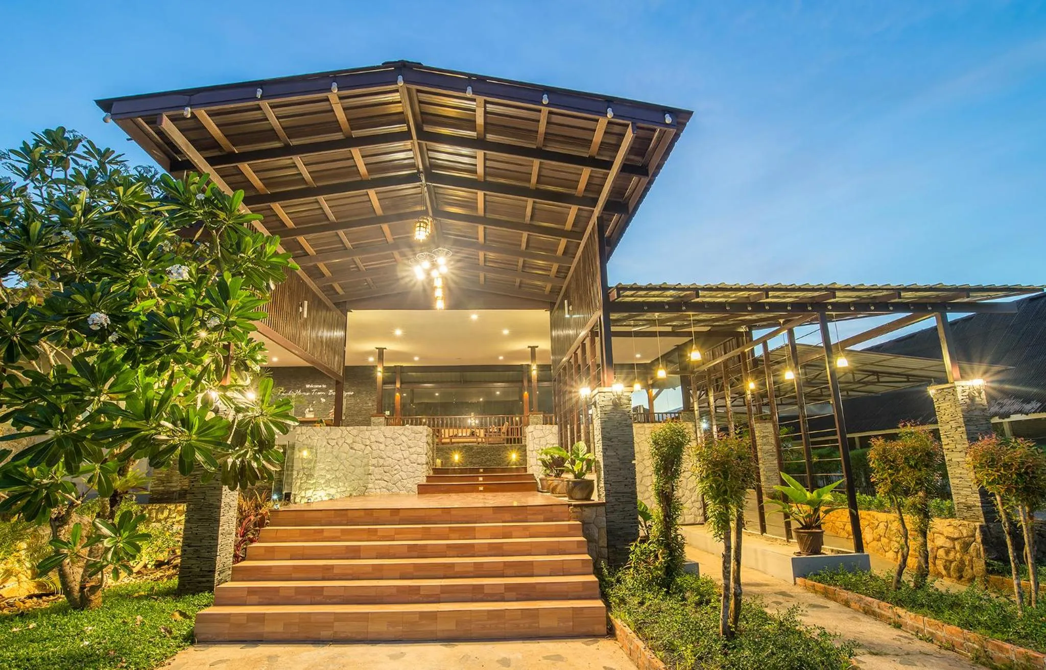 Krabi Home Town Boutique