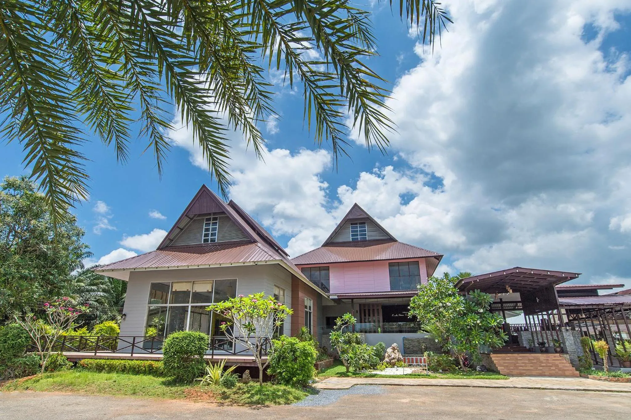 Krabi Home Town Boutique