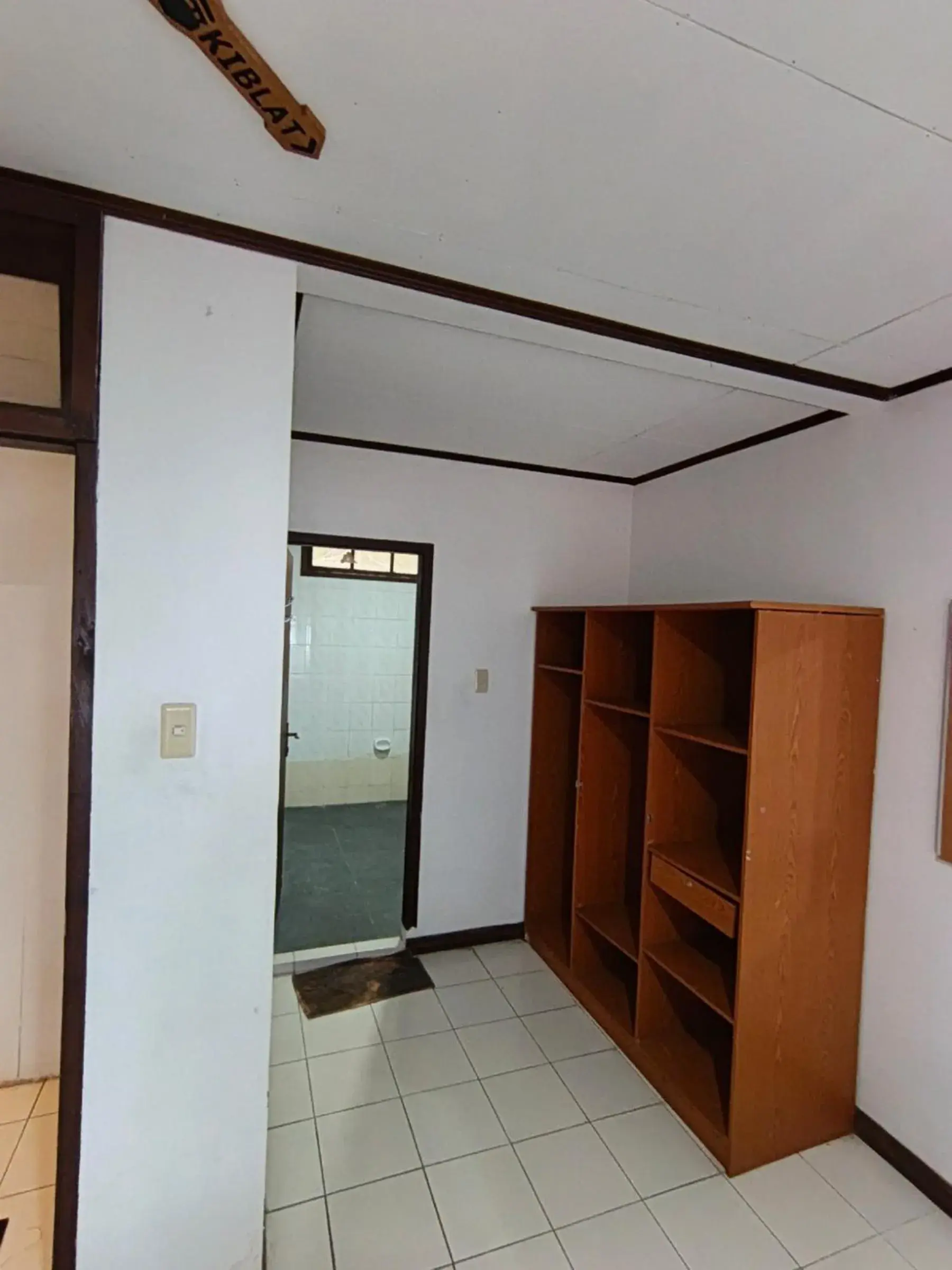 Bedroom in Hotel Pandu Lakeside Tuktuk Bedroom in Hotel Pandu Lakeside Tuktuk