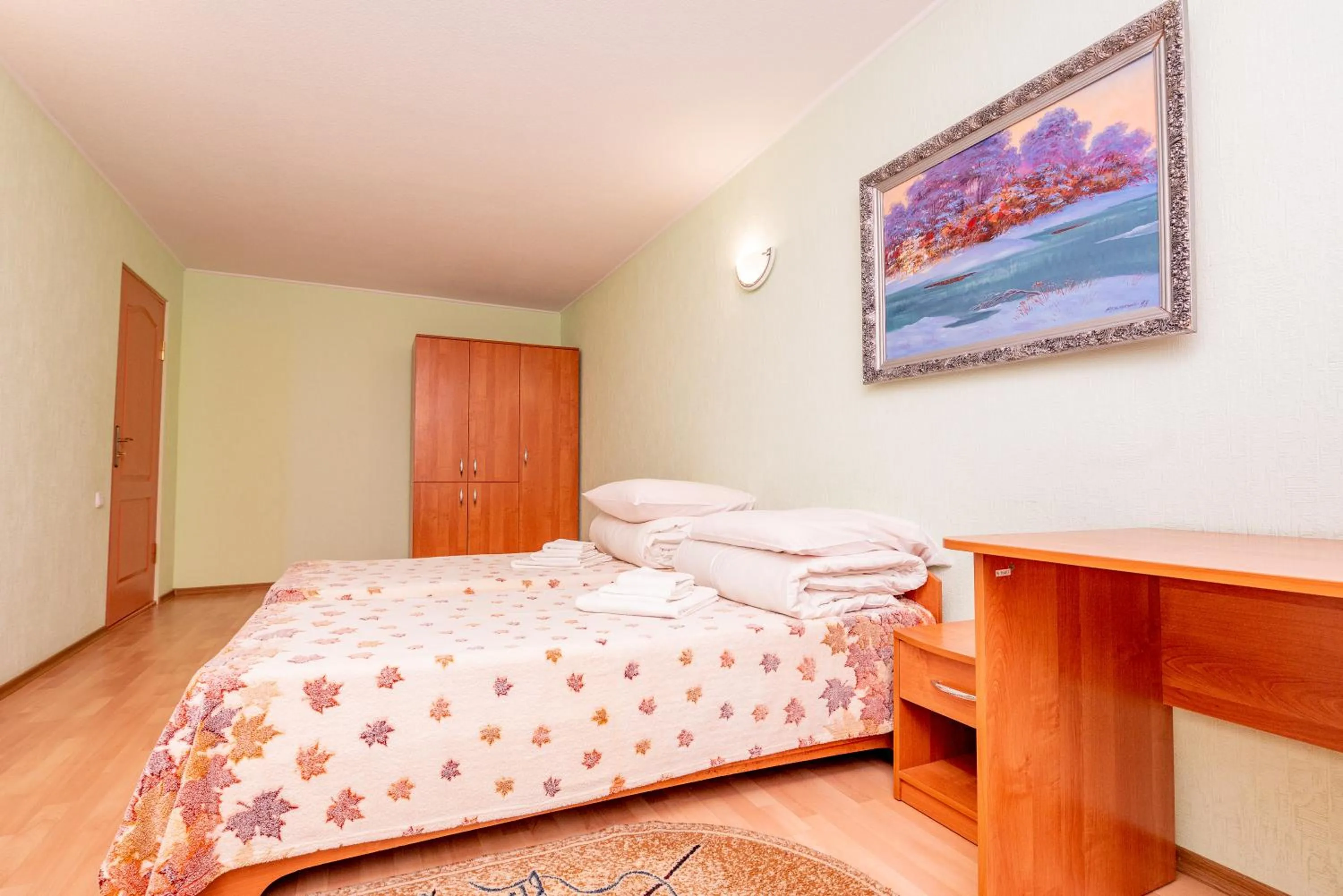 Twin Room in Elektromash Hotel