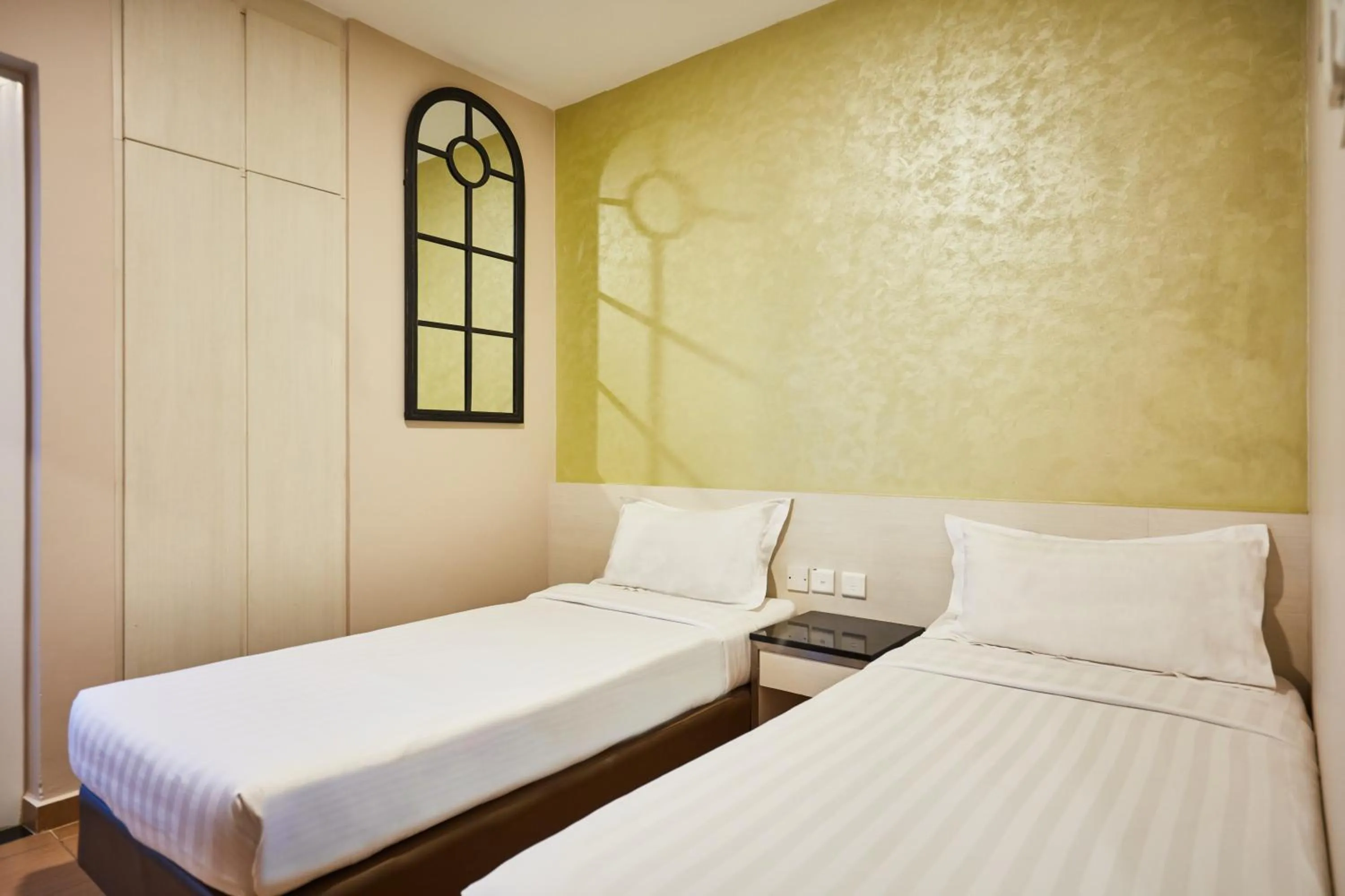 Bed in ibis budget Singapore West Coast