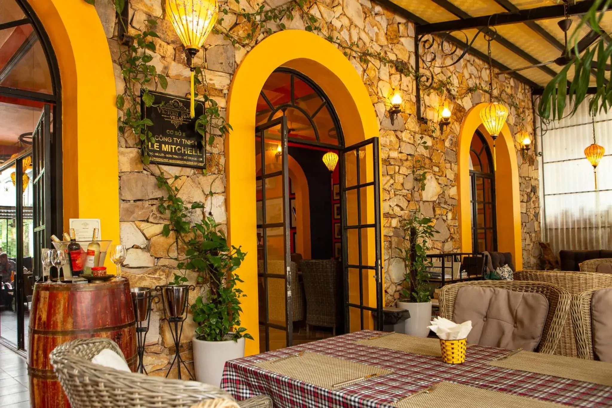 Restaurant/places to eat in Victory Road Villas Restaurant/places to eat in Victory Road Villas