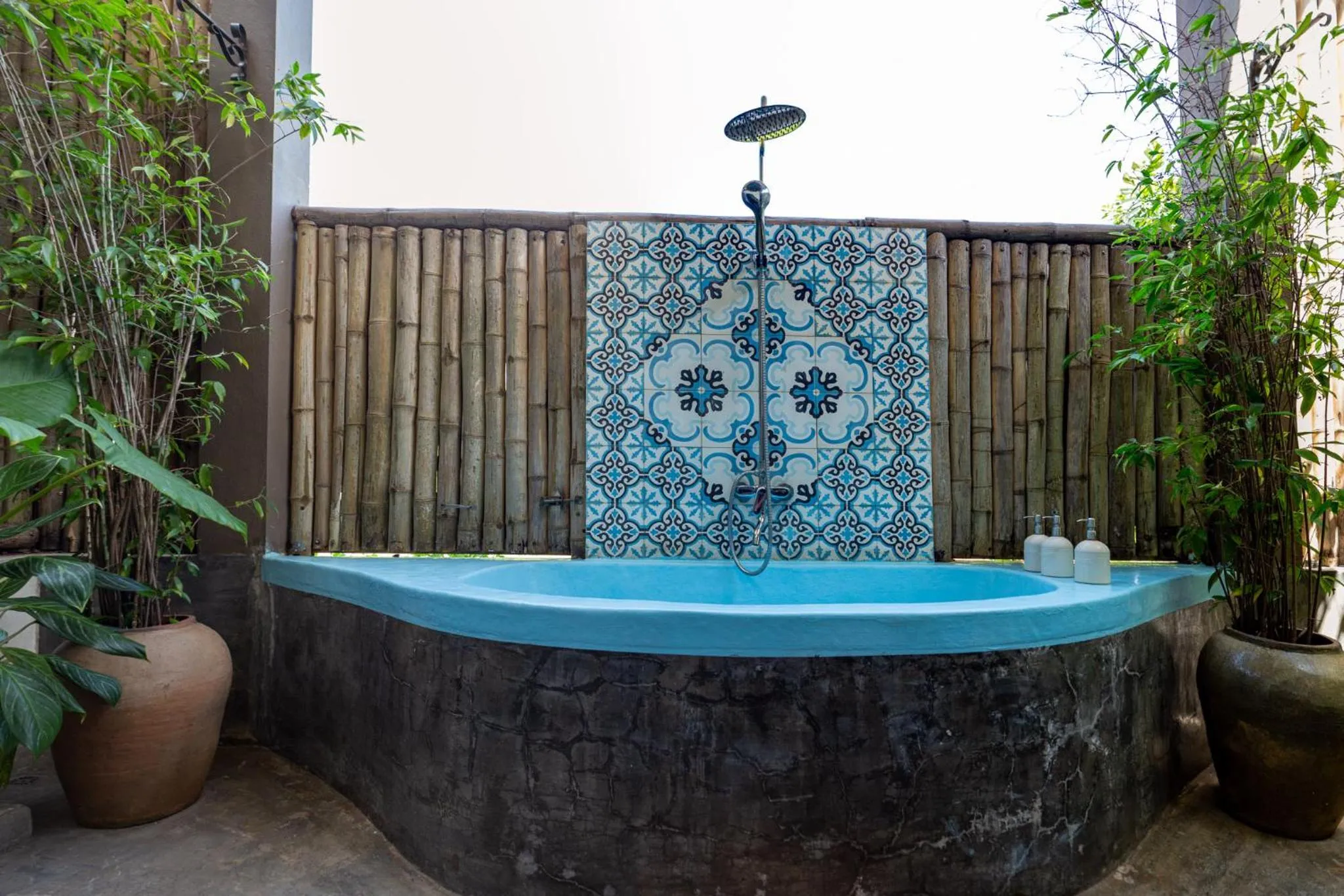 Bath in Victory Road Villas