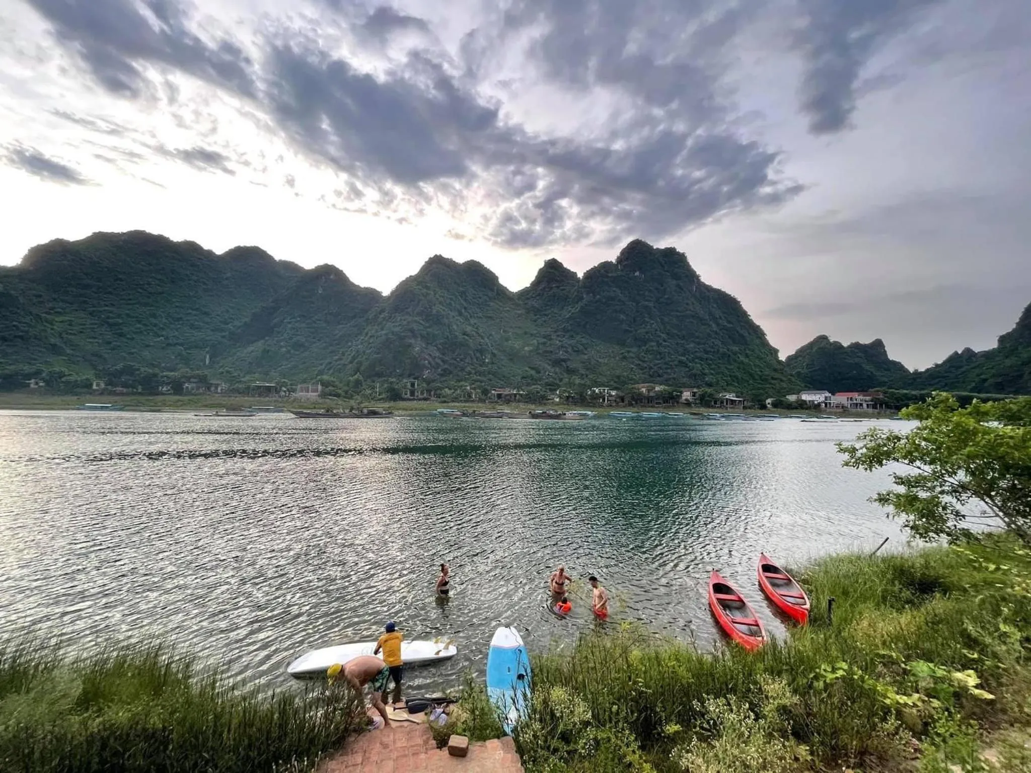 Natural landscape in Victory Road Villas