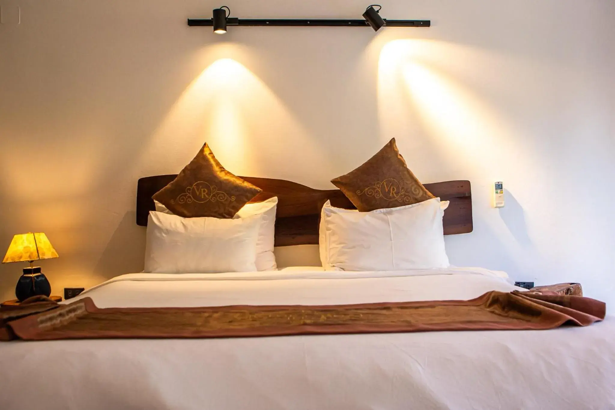 Bedroom, Bed in Victory Road Villas Bedroom, Bed in Victory Road Villas