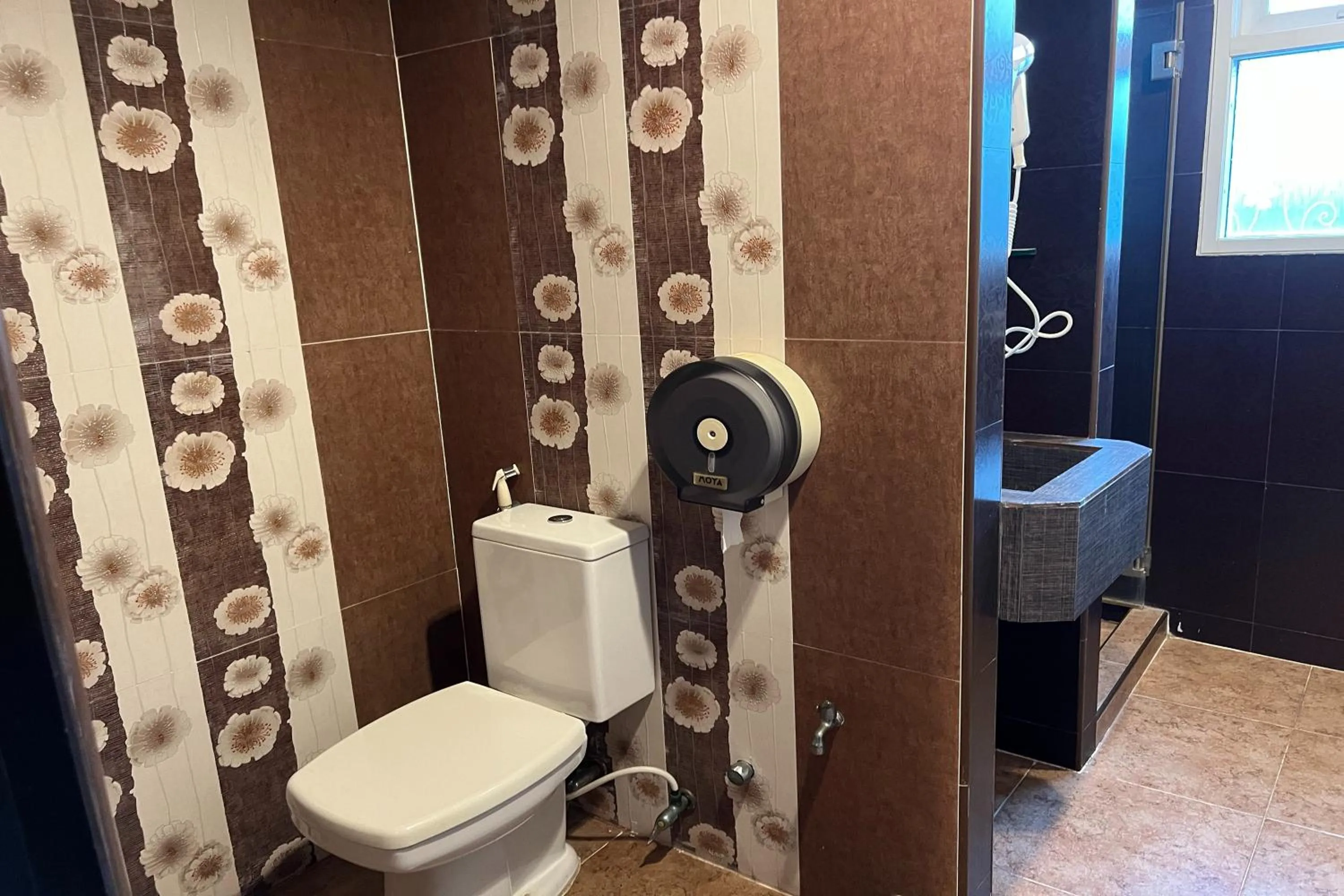 Toilet in Sabai Sabai@Sukhumvit Hotel