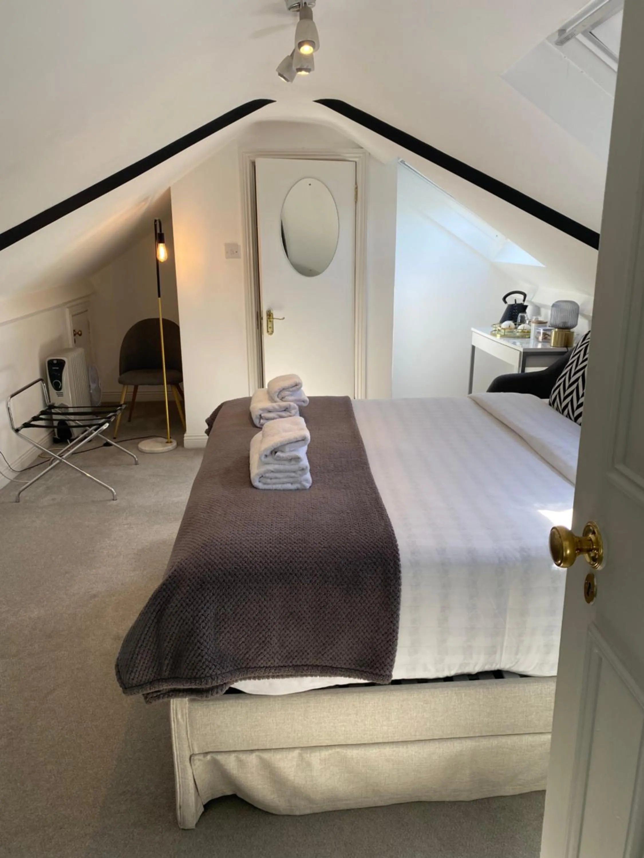 Property building, Bed in Avoca House