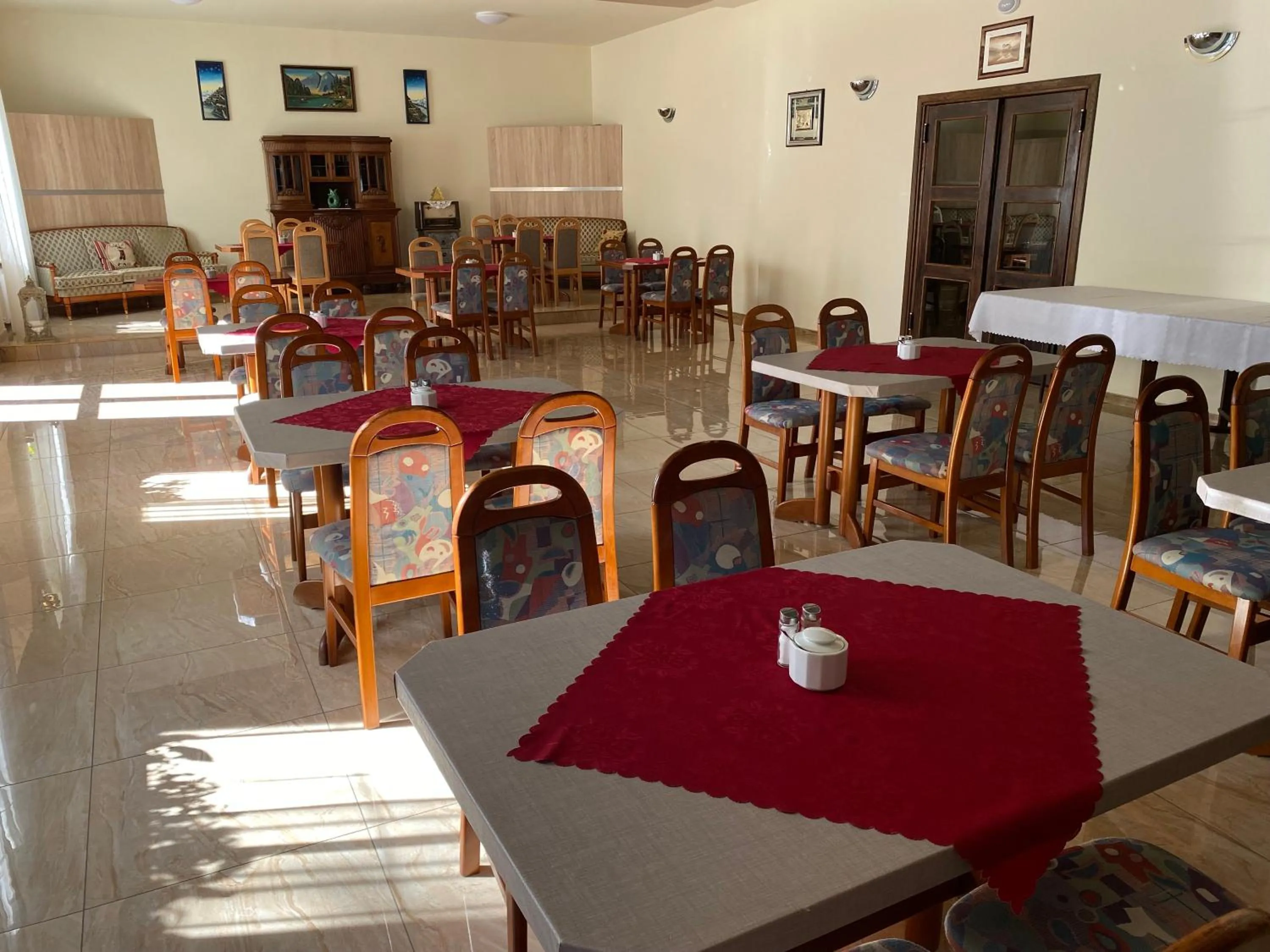 Breakfast in Titanic