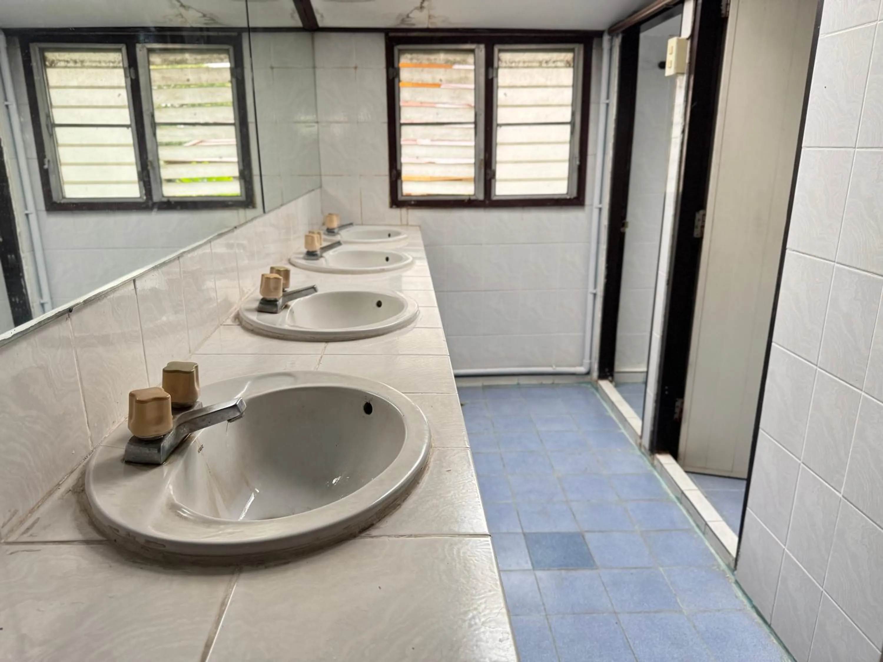 Bathroom in Lai Thai Guest House