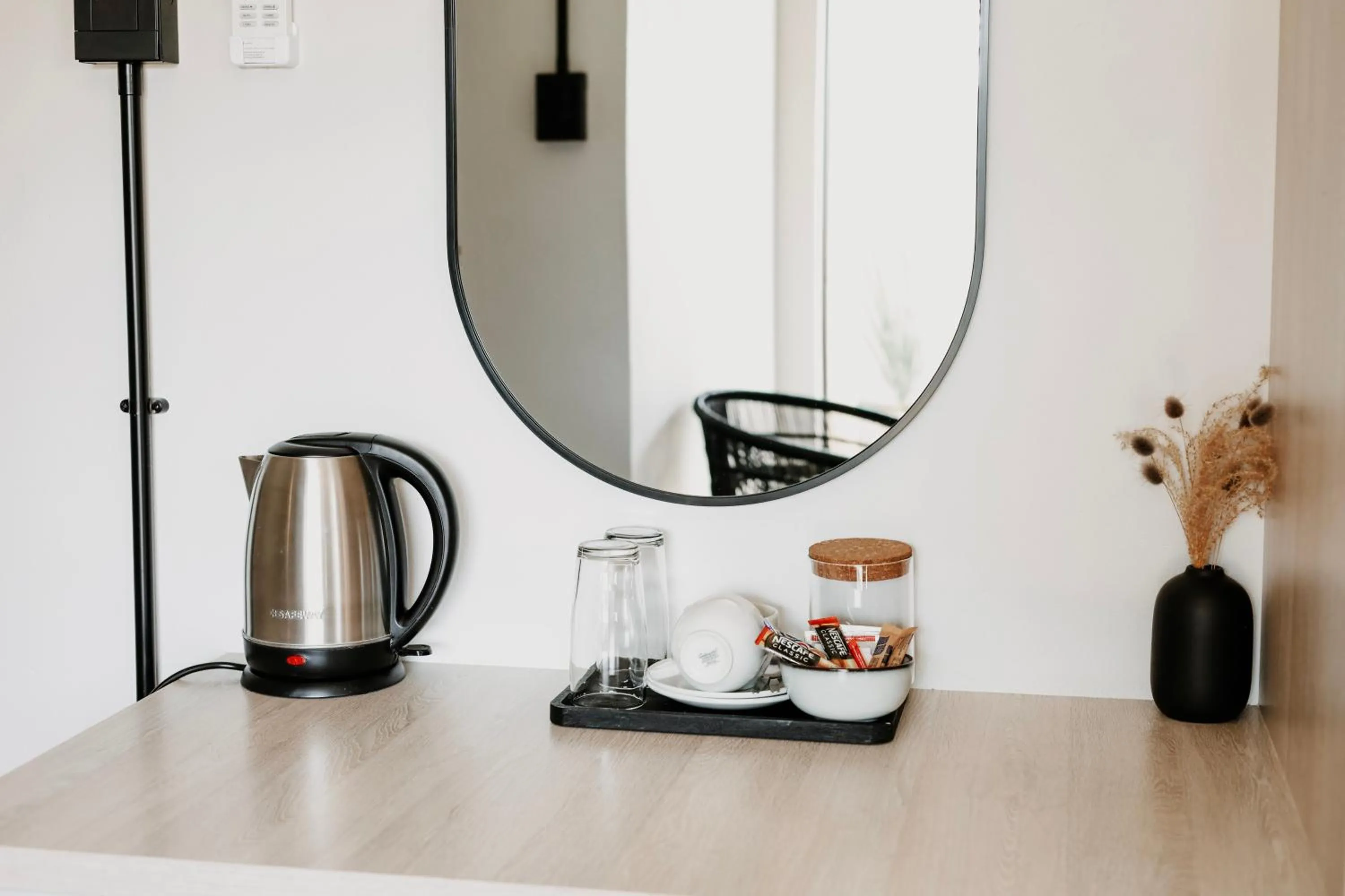 Coffee/tea facilities in Lighthouse Guesthouse & Cafe