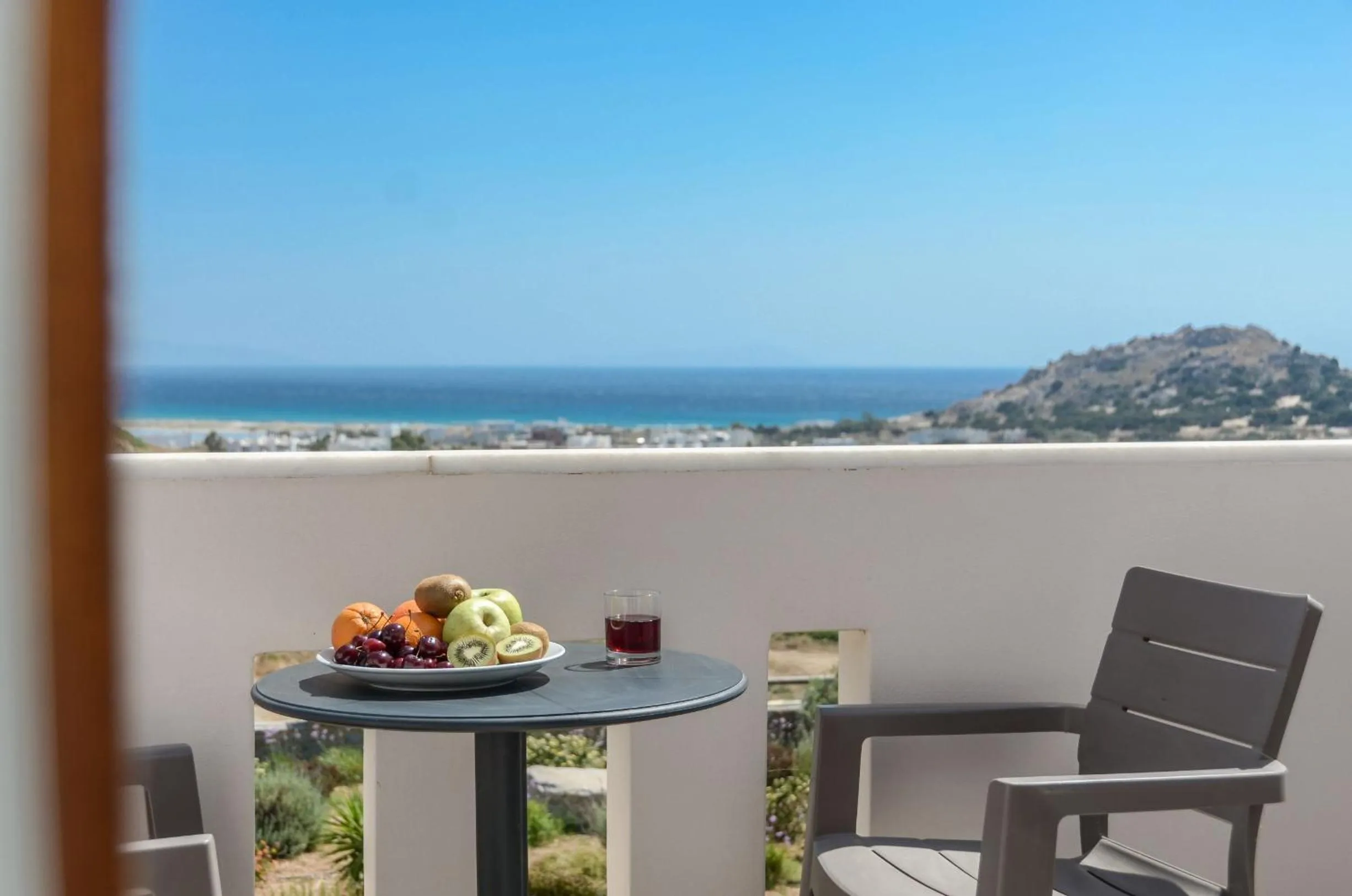 Summer in Naxos Luxury Villas