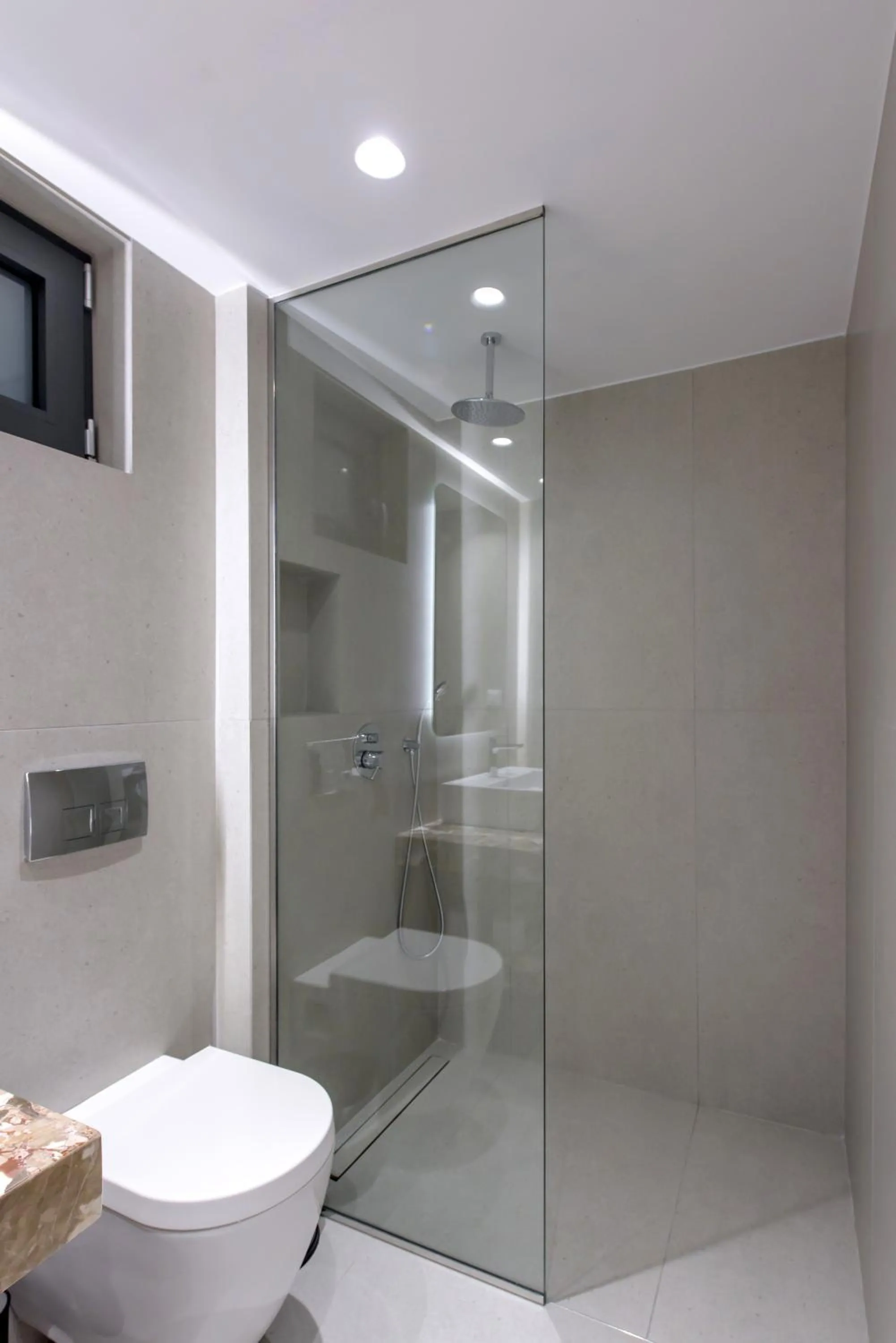 Bathroom in Iraklion Hotel