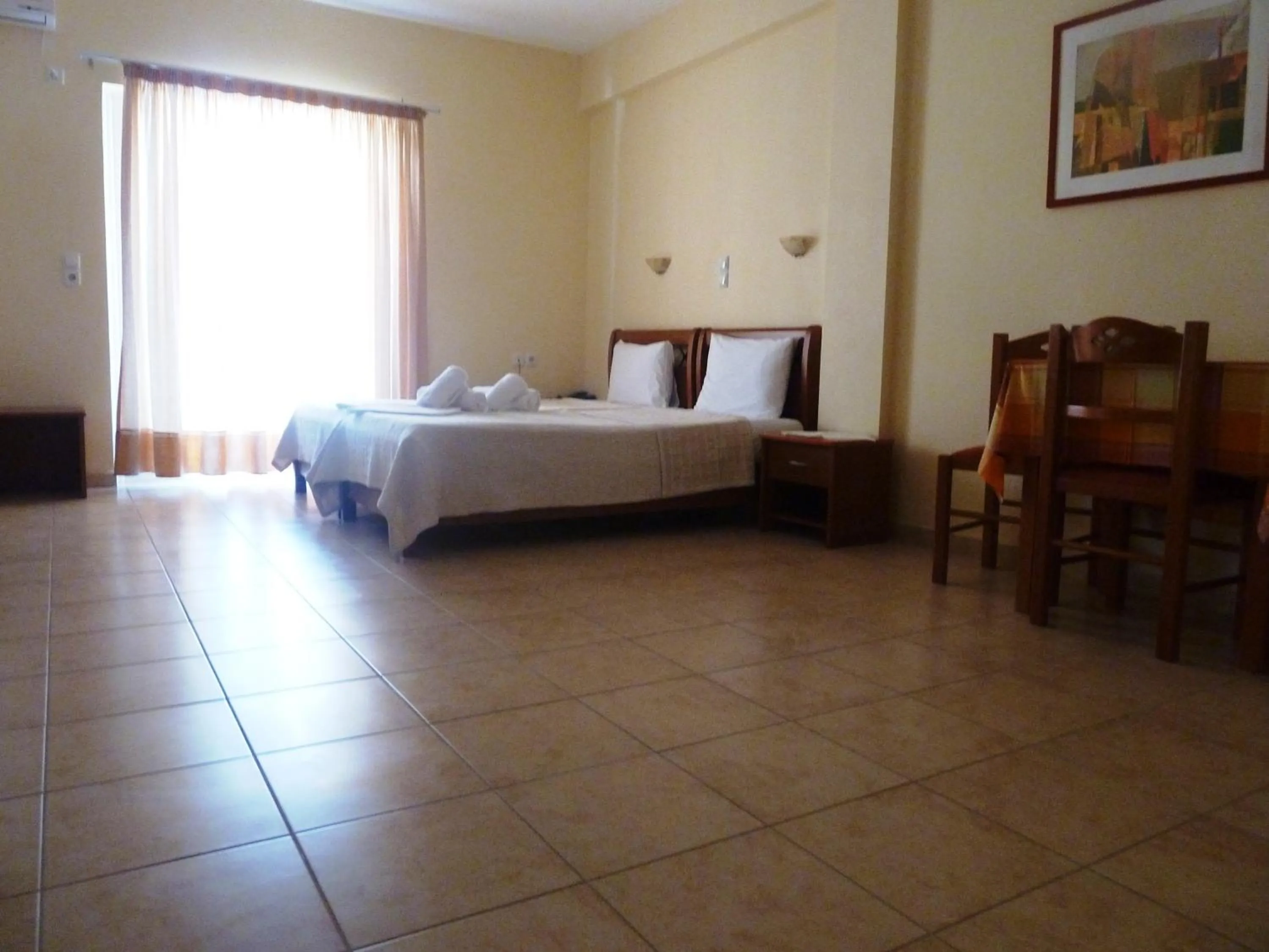 Photo of the whole room, Bed in Elafonisos Diamond Resort