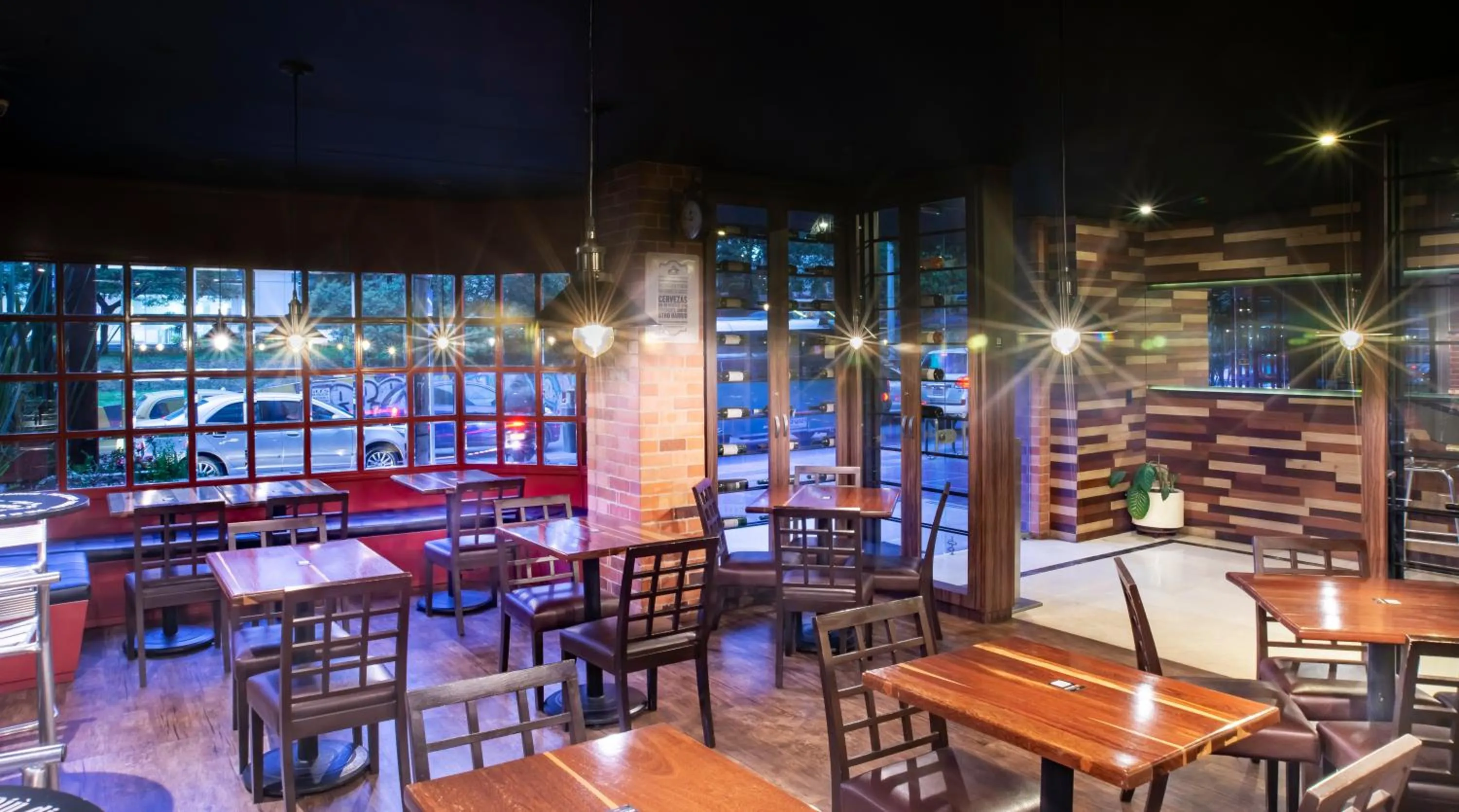 Restaurant/places to eat in Hotel Santa Barbara Real