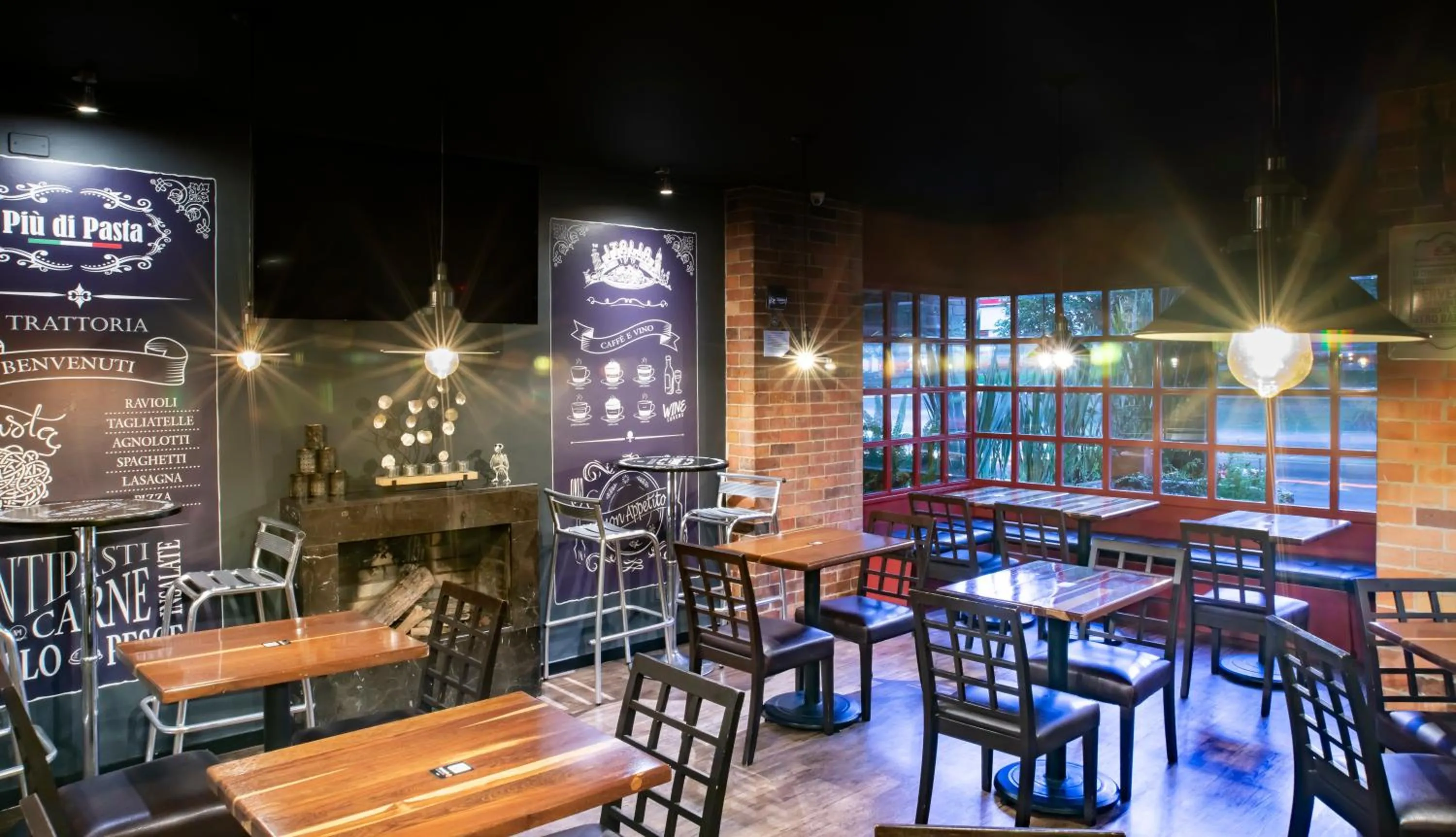 Restaurant/places to eat in Hotel Santa Barbara Real