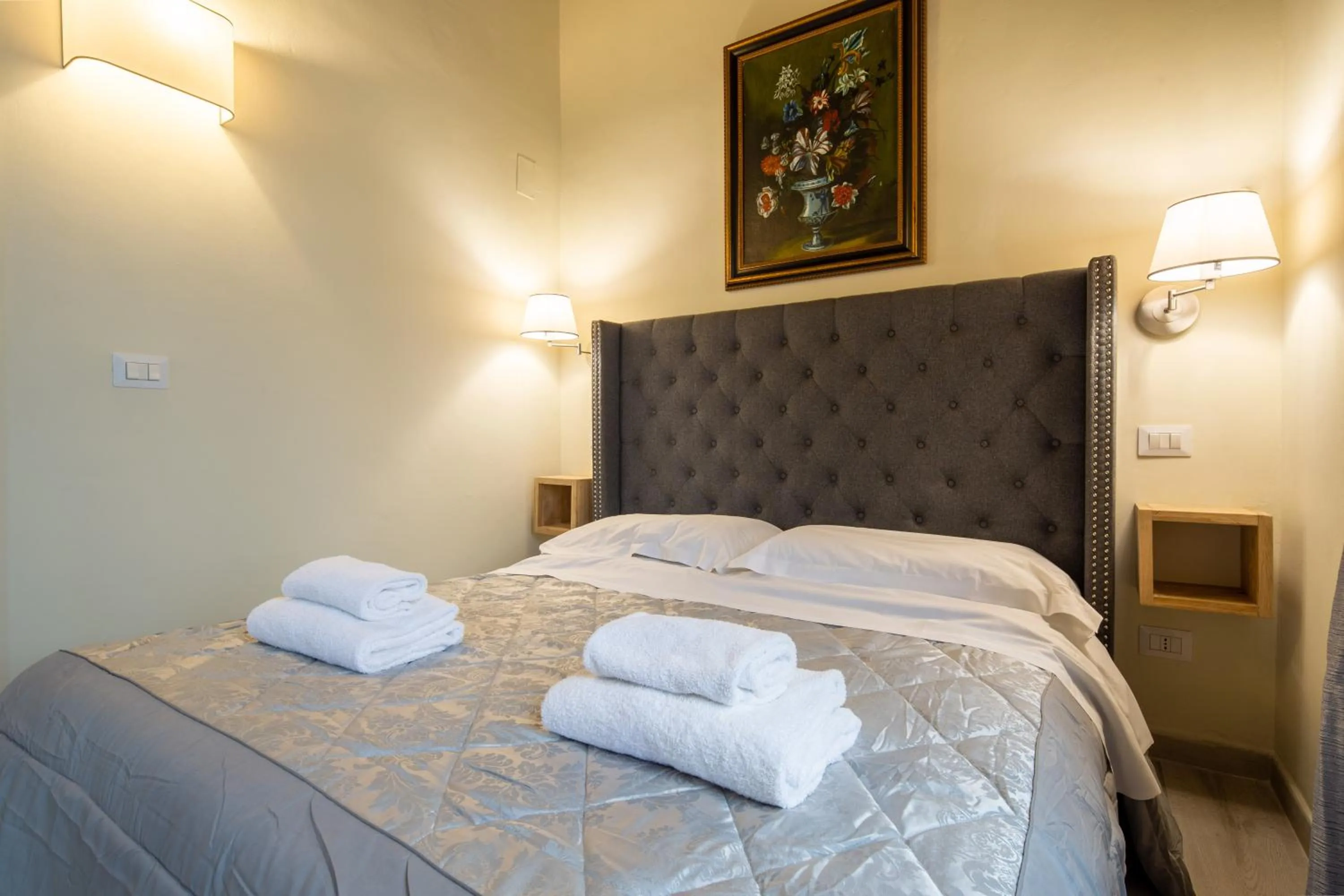 Bed in Duomo Apartments by Mmega