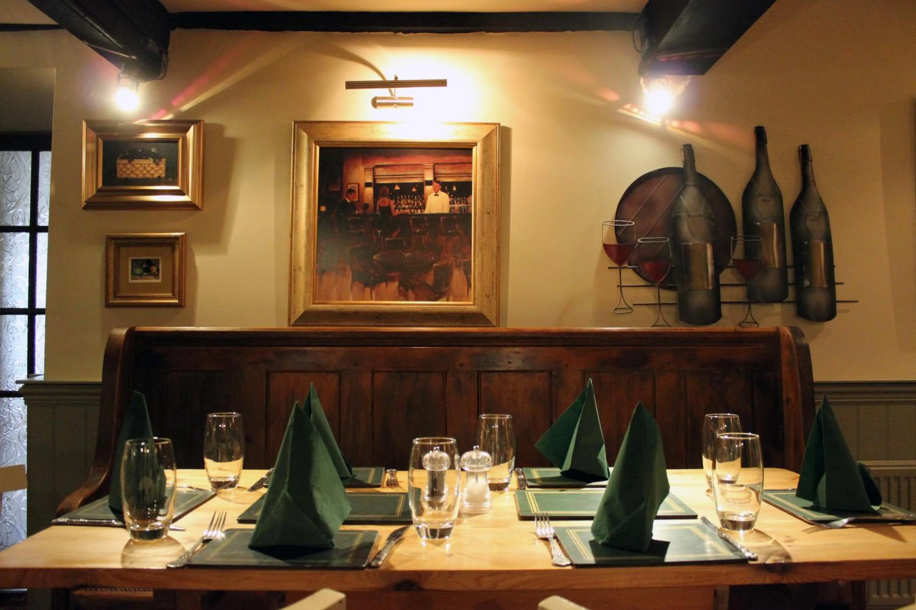 Restaurant/places to eat in The Brantwood Hotel