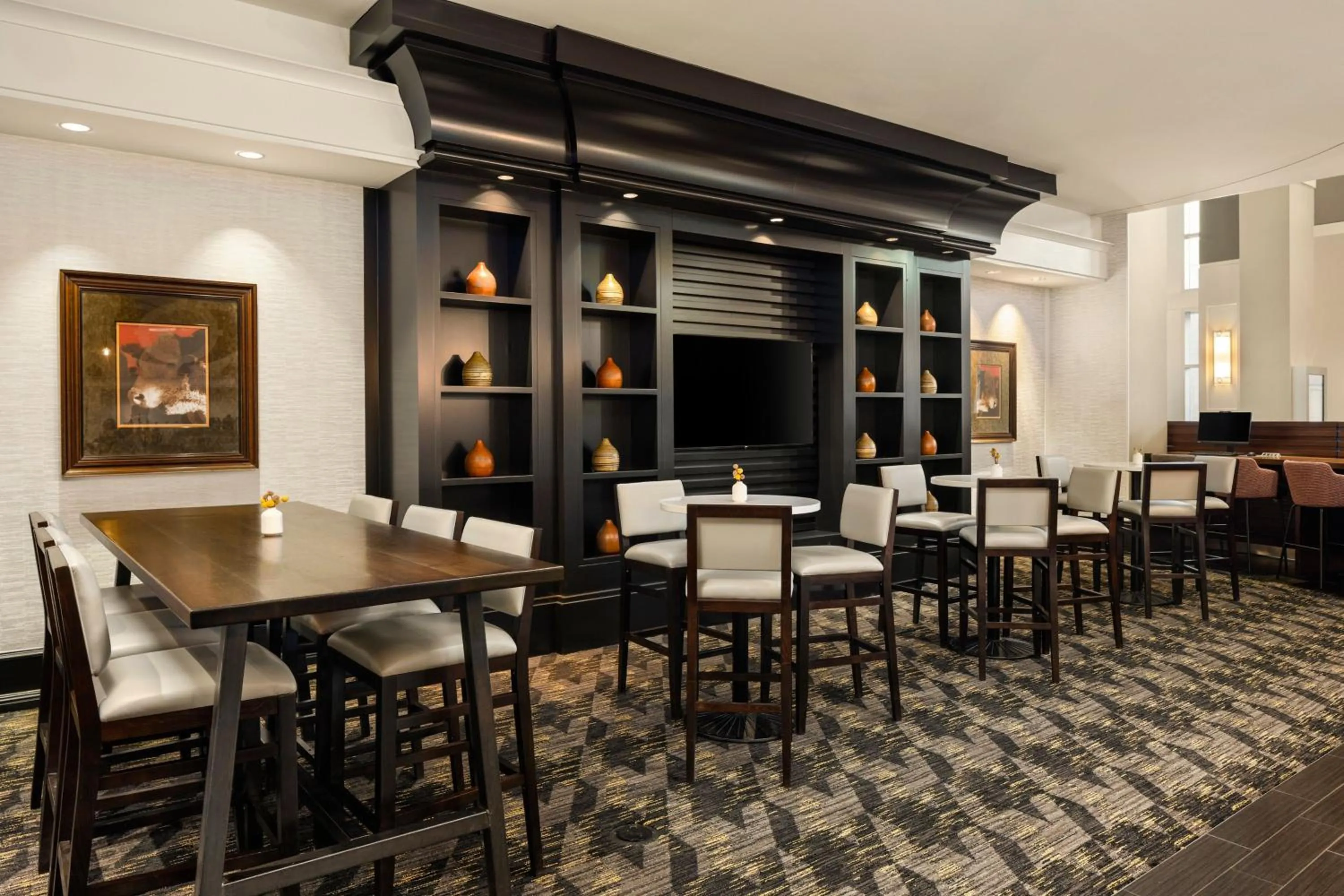 Restaurant/places to eat in Sheraton Overland Park Hotel at the Convention Center