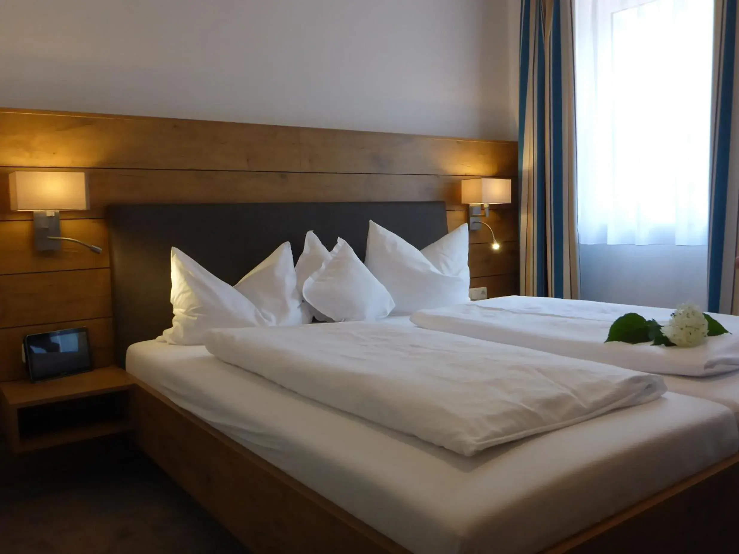Double Room - single occupancy in Hotel-Pension Scharl am Maibaum Double Room - single occupancy in Hotel-Pension Scharl am Maibaum