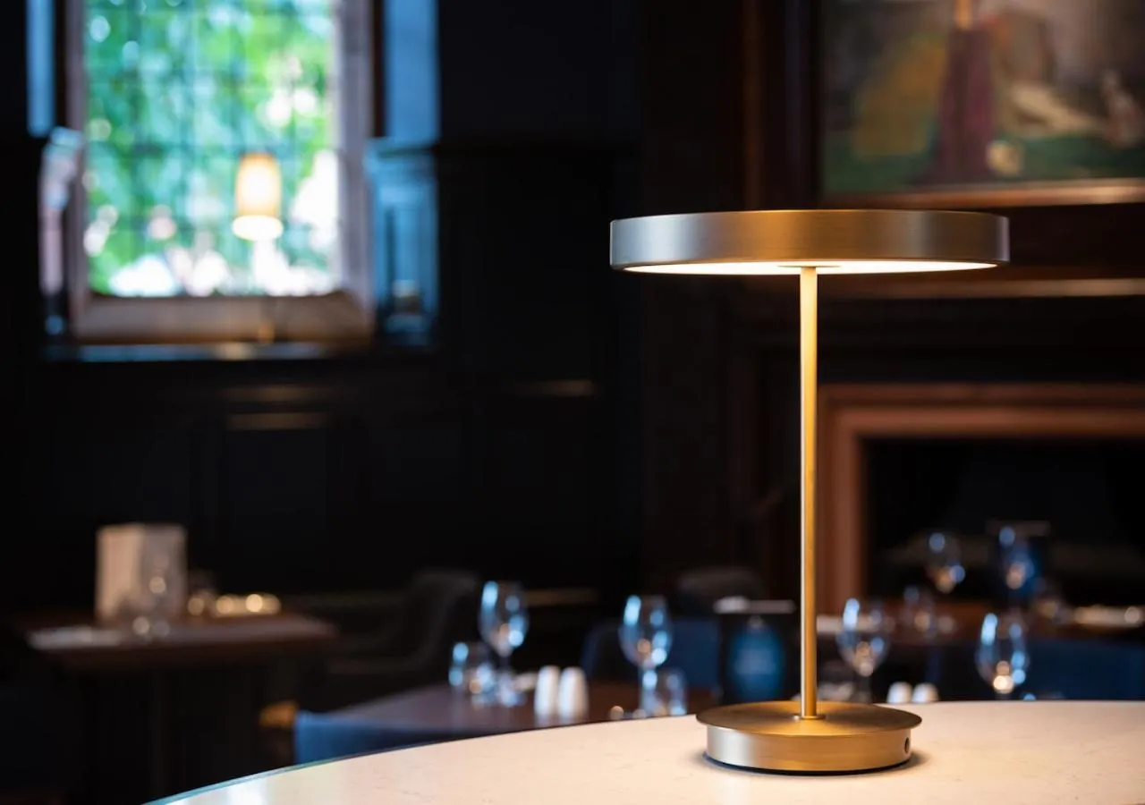 Restaurant/places to eat in Piersland House