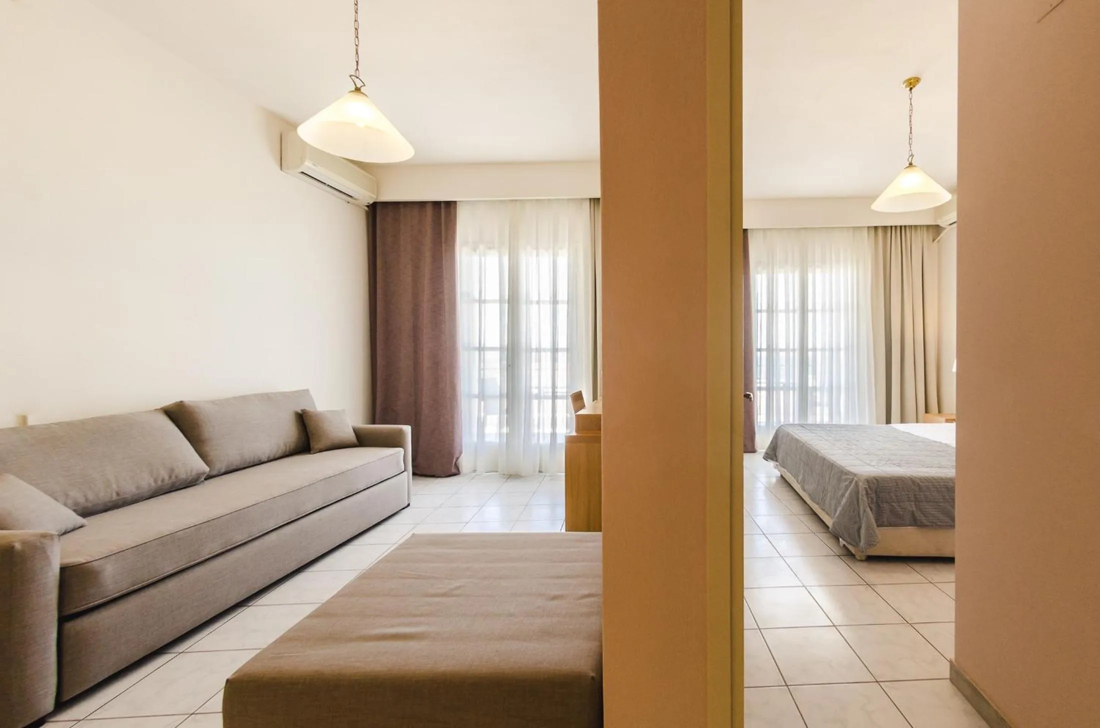 Decorative detail, Bed in Hotel Nereides