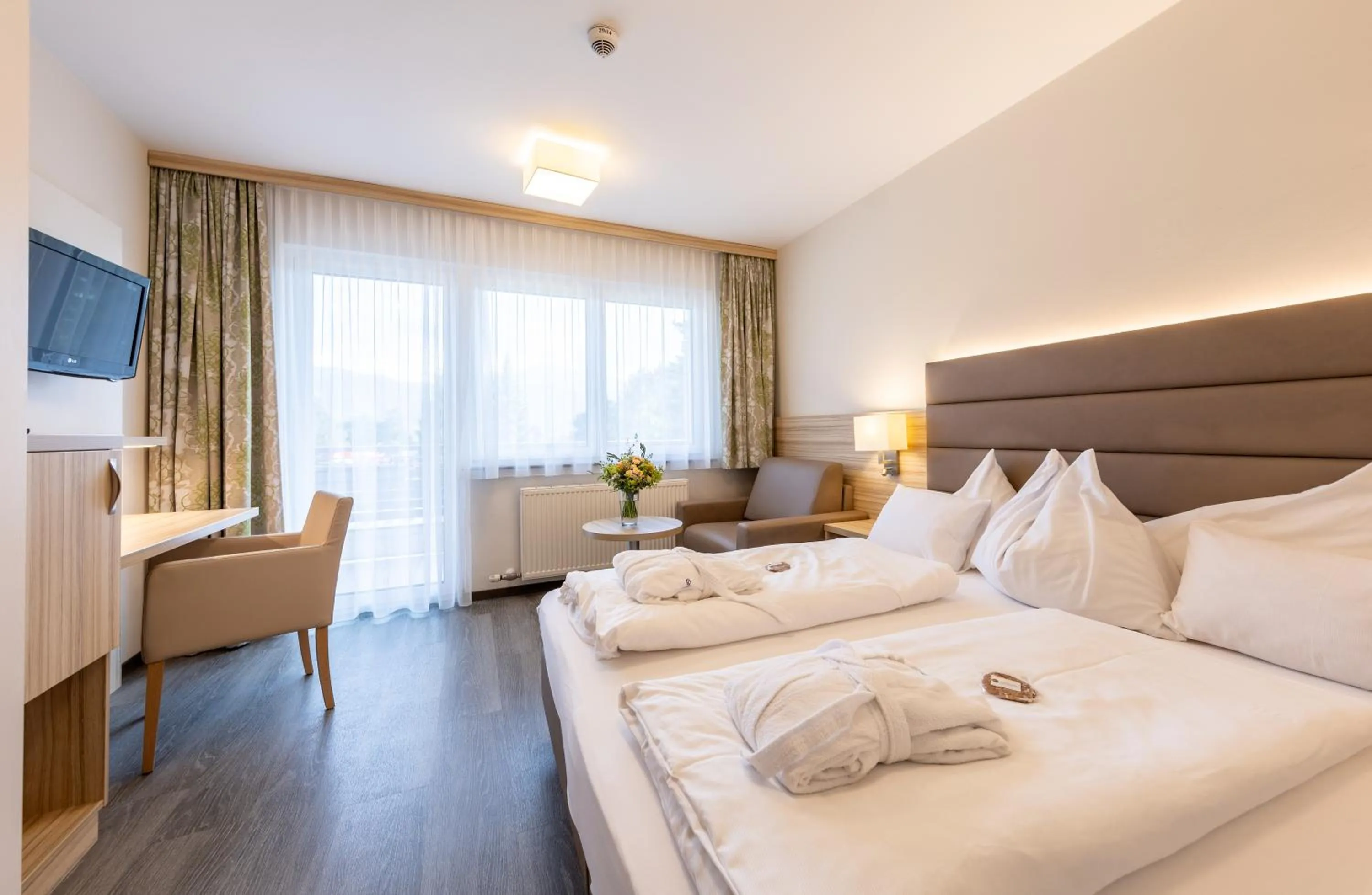 Photo of the whole room in Hotel-Restaurant Grimmingblick