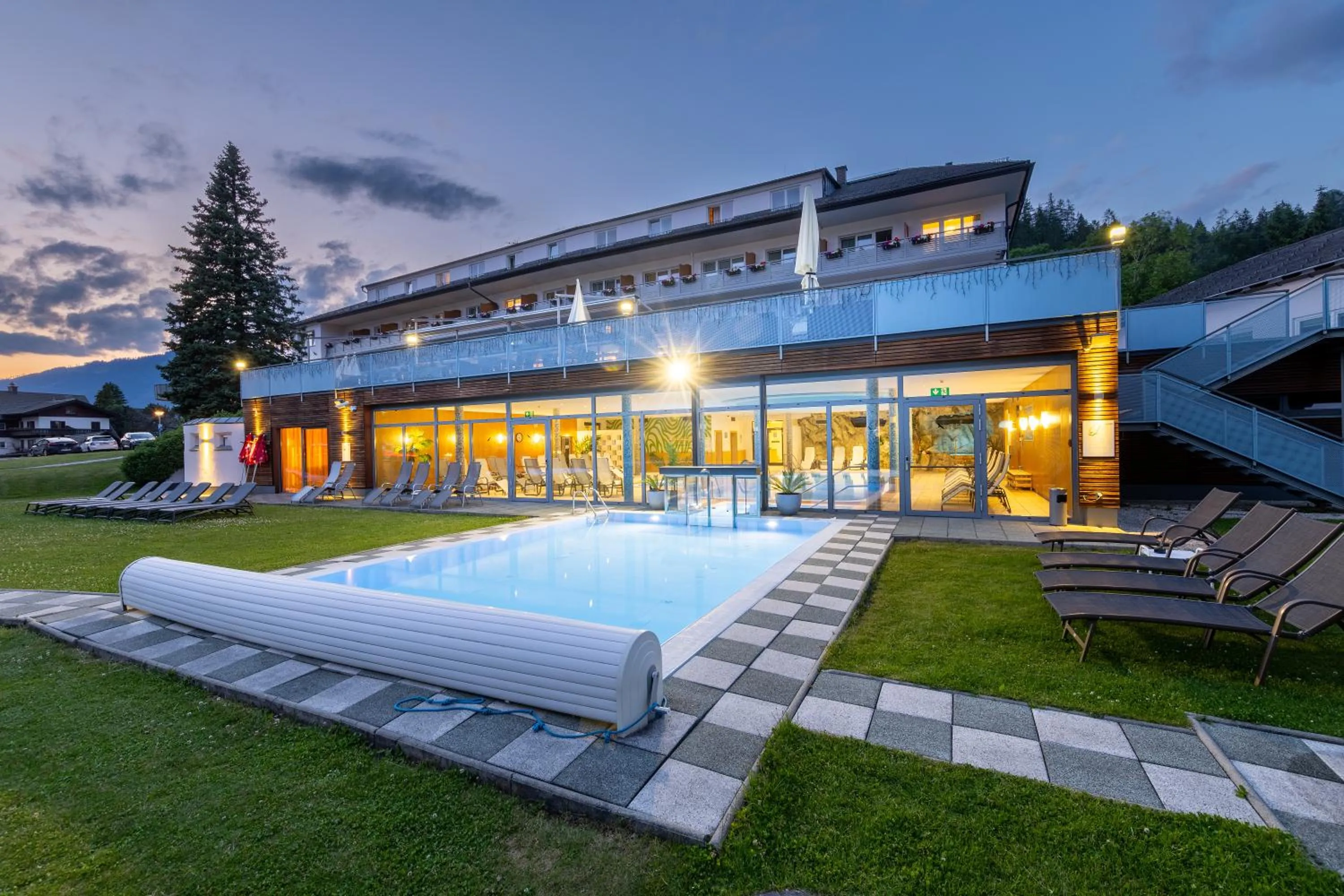 Property building in Hotel-Restaurant Grimmingblick