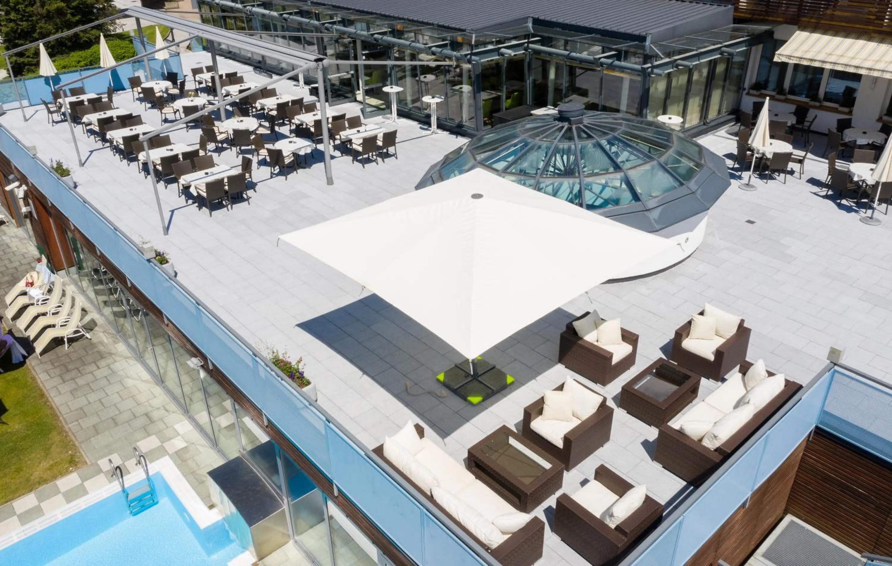 Balcony/Terrace in Hotel-Restaurant Grimmingblick