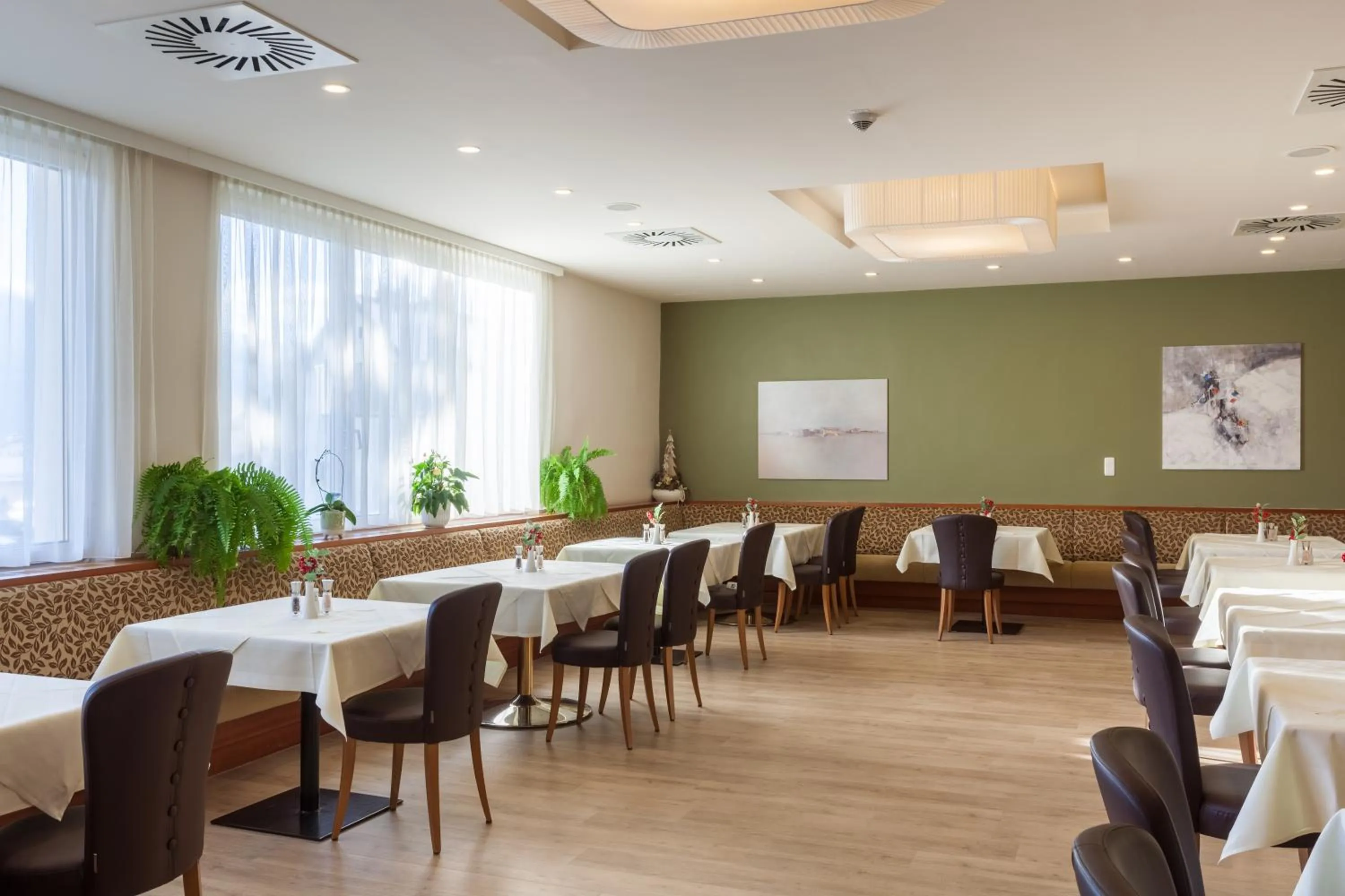 Restaurant/places to eat in Hotel-Restaurant Grimmingblick