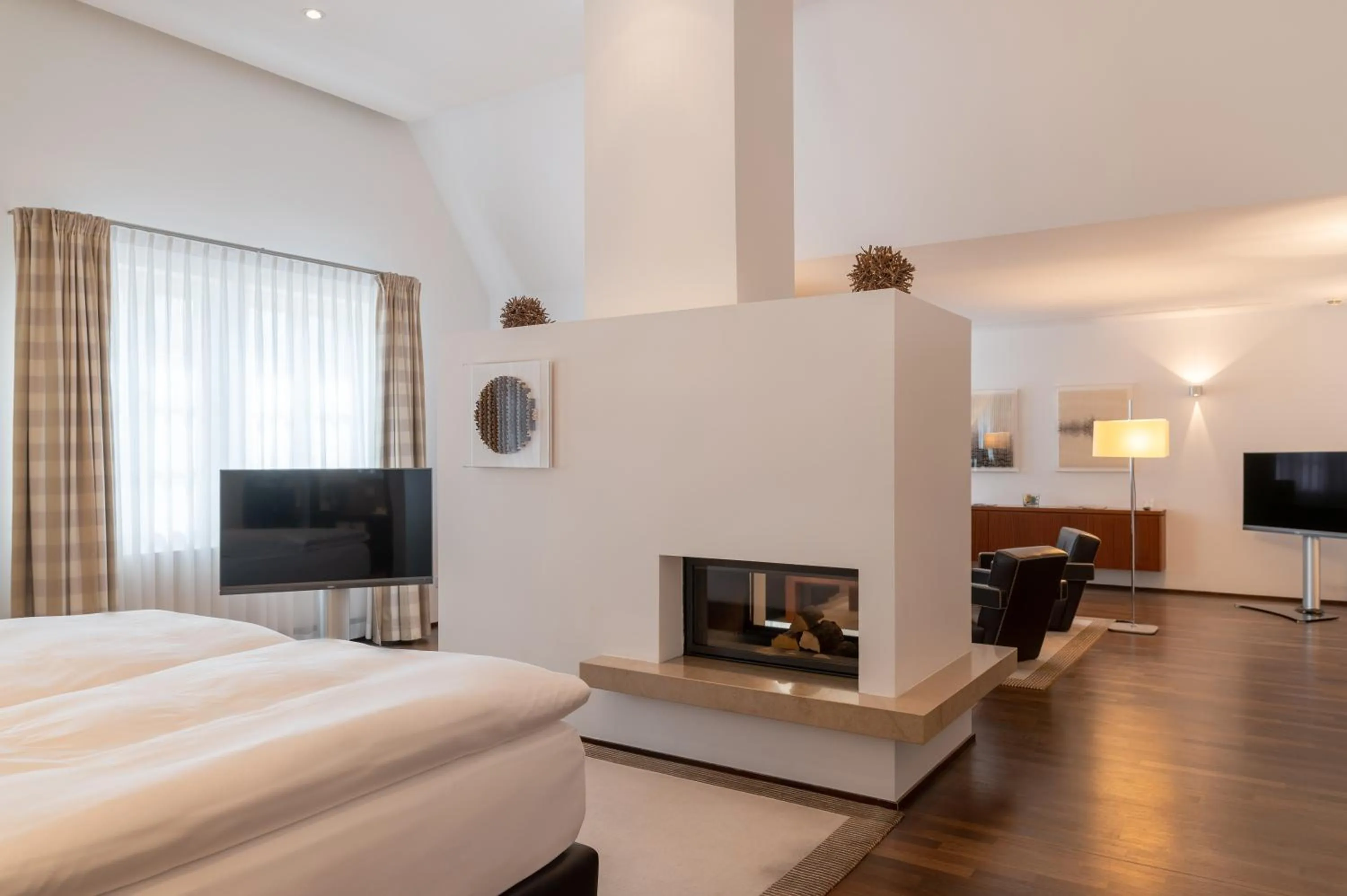 TV and multimedia, Bed in Neumühle Resort & Spa