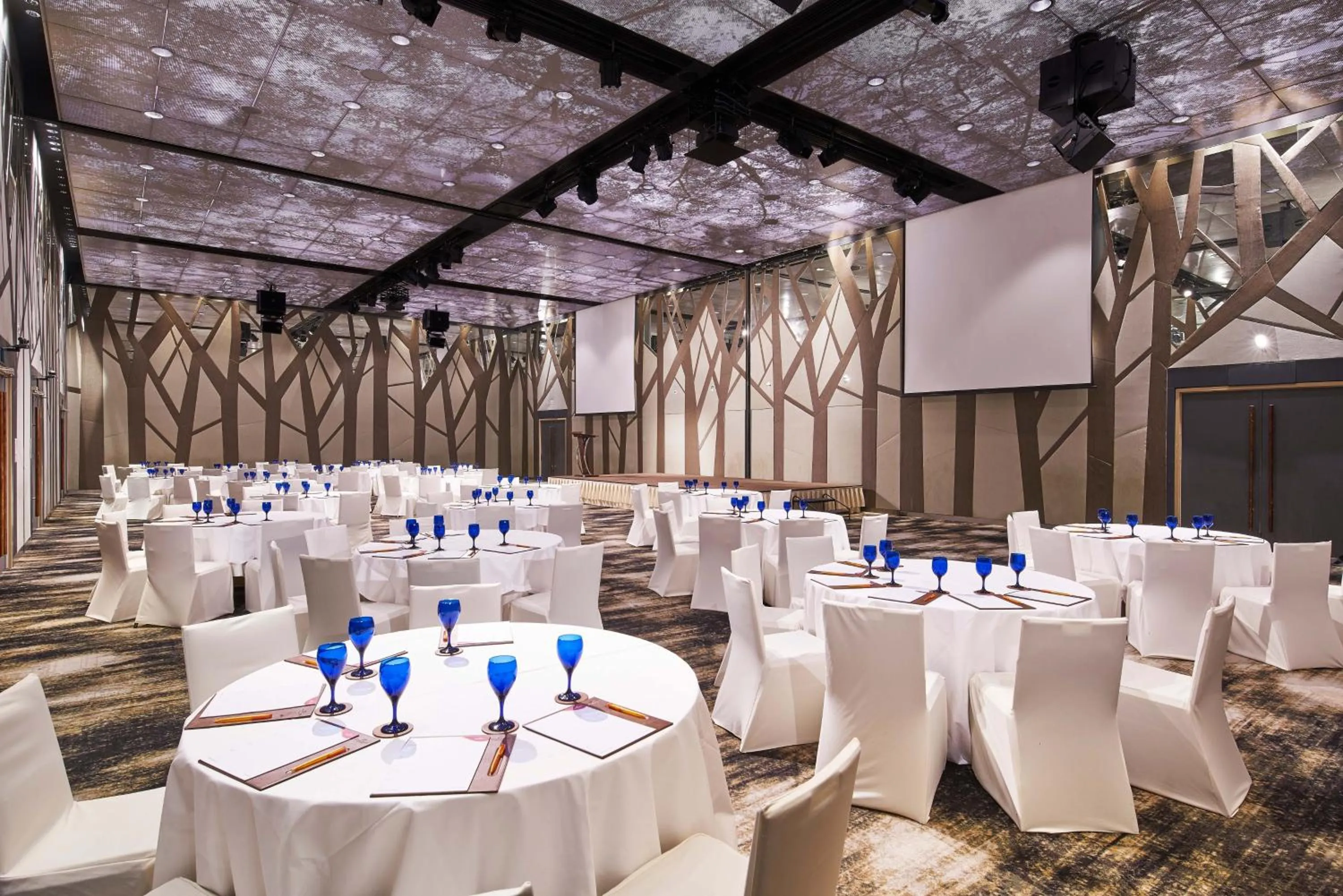 Banquet/Function facilities in Crowne Plaza Changi Airport by IHG