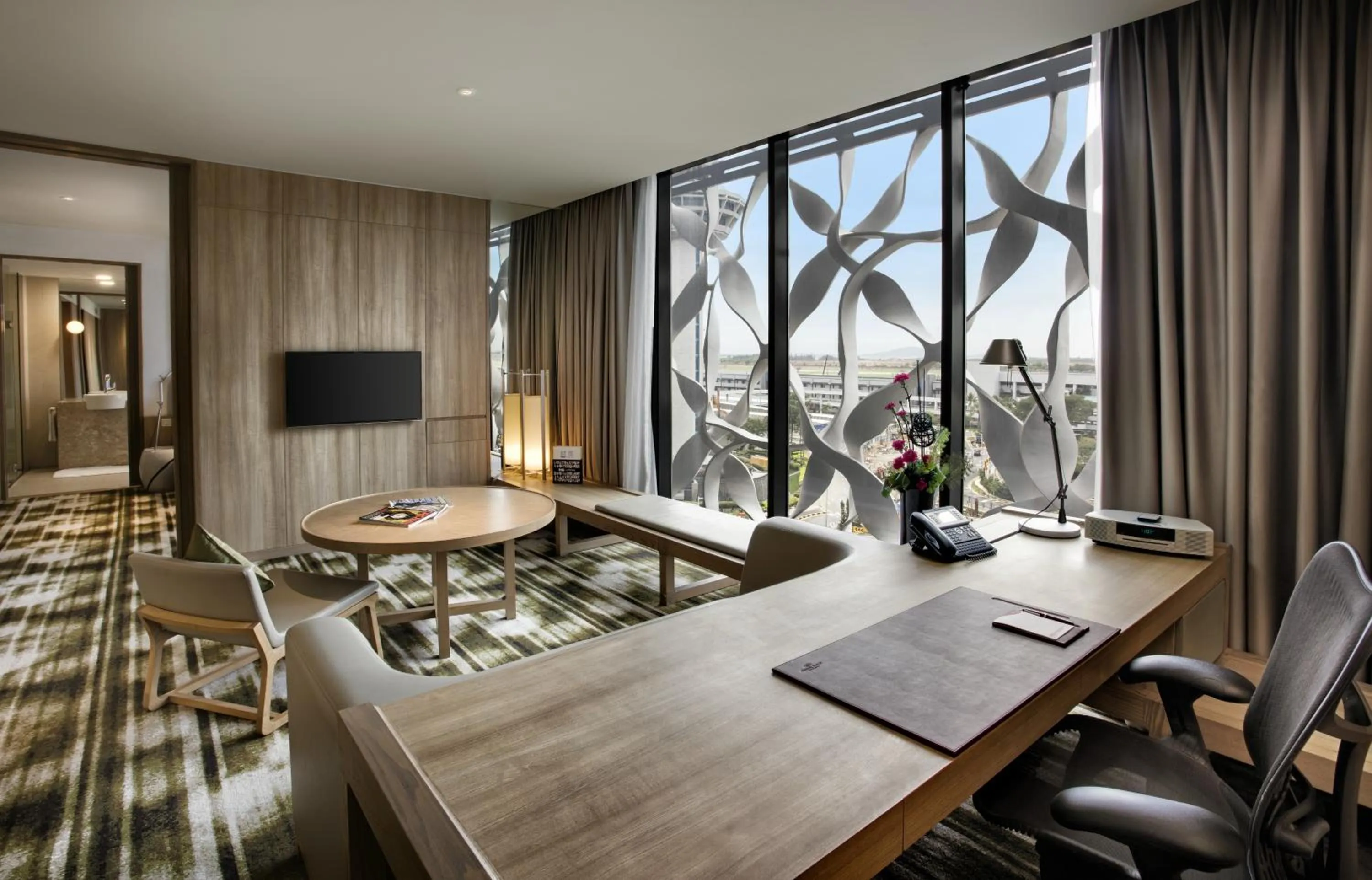 Bedroom in Crowne Plaza Changi Airport by IHG