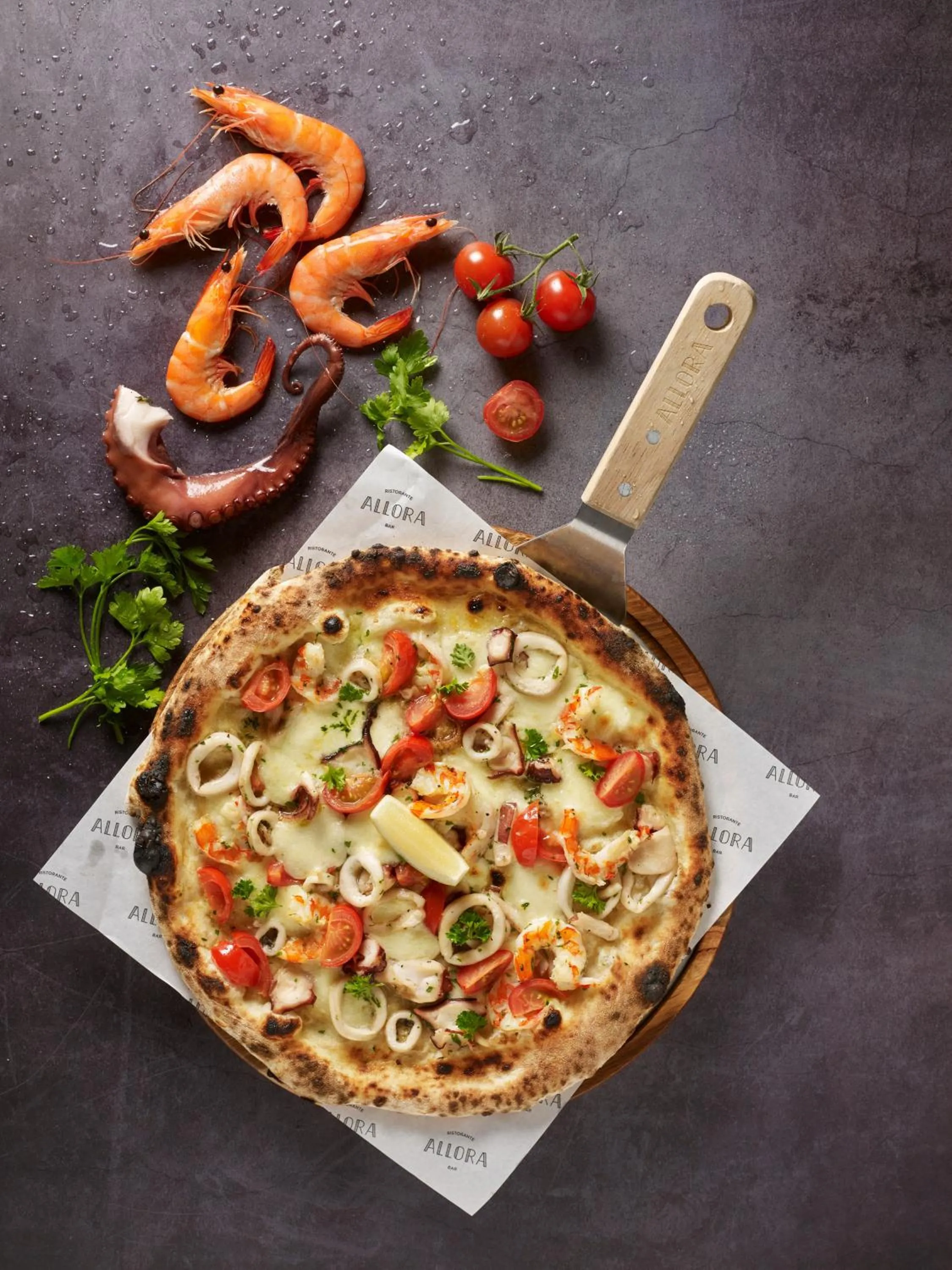 Restaurant/places to eat in Crowne Plaza Changi Airport by IHG